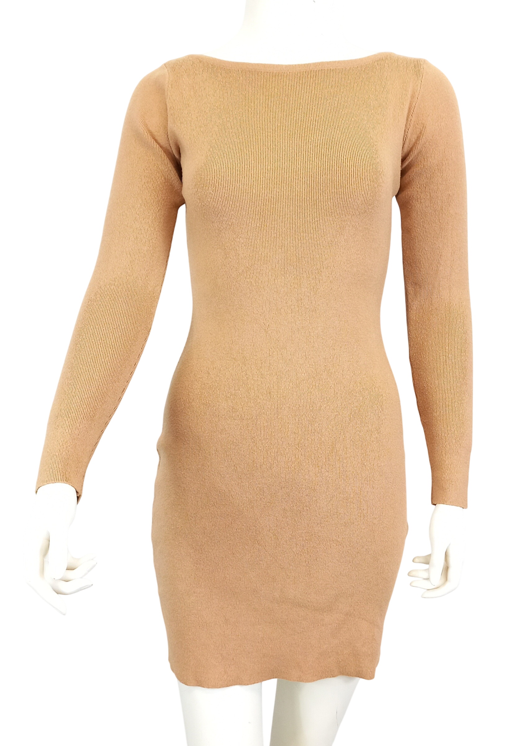 Acheter Robe pull fine "BX" Taille Unique Très bon état - 11,90 € Robe pull fine "BX" Taille Unique Très bon état reconditionné disponible sur Label Emmaüs