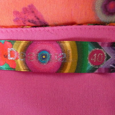 Voir photo 5 de Robe rose imprimée - DESIGUAL - Taille 40 Robe rose imprimée - DESIGUAL - Taille 40 Très bon état reconditionné photo 5