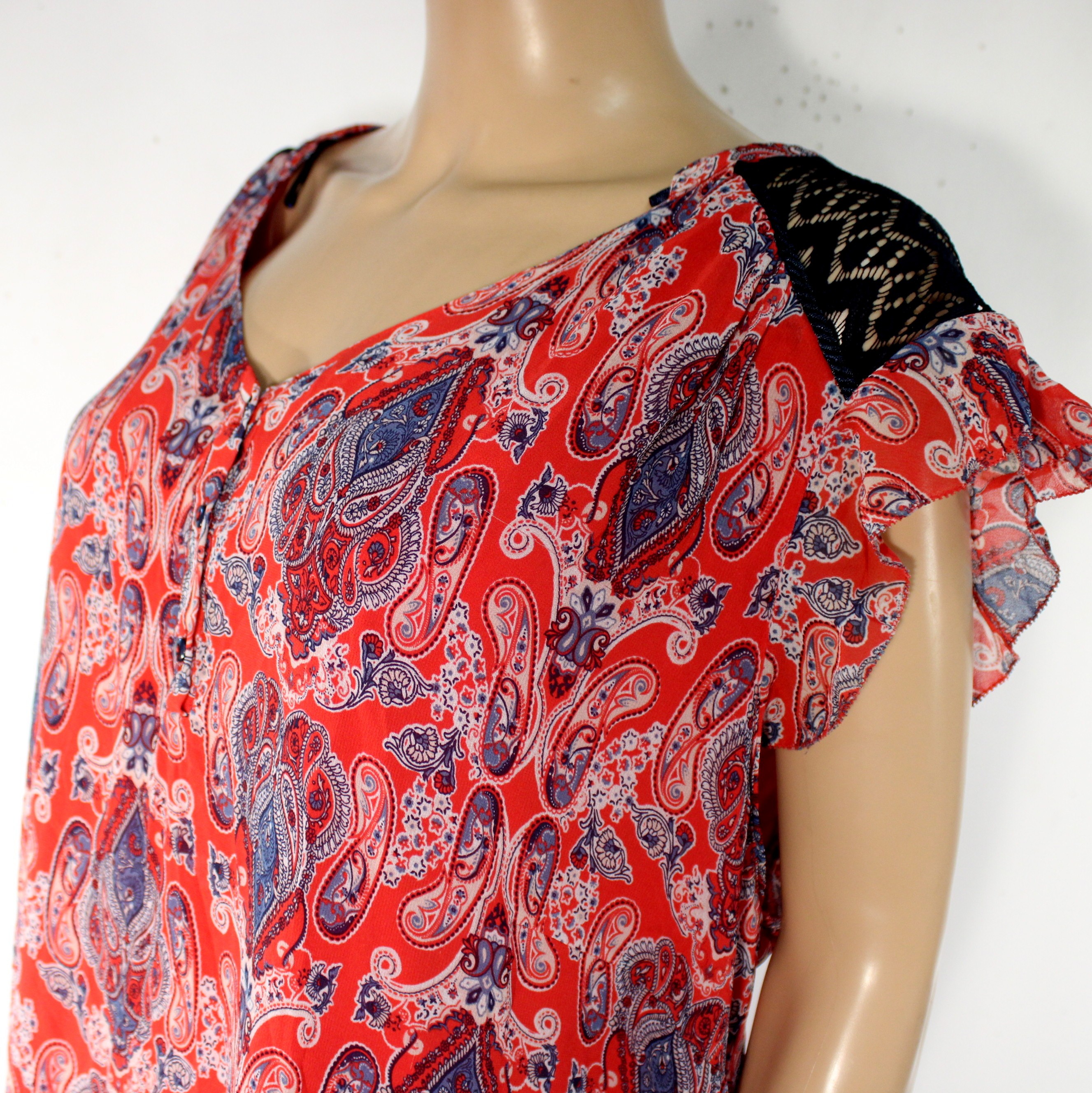 Voir photo 3 de Robe Rouge MODAVISTA Taille 46 Robe Rouge MODAVISTA Taille 46 Bon état reconditionné photo 3
