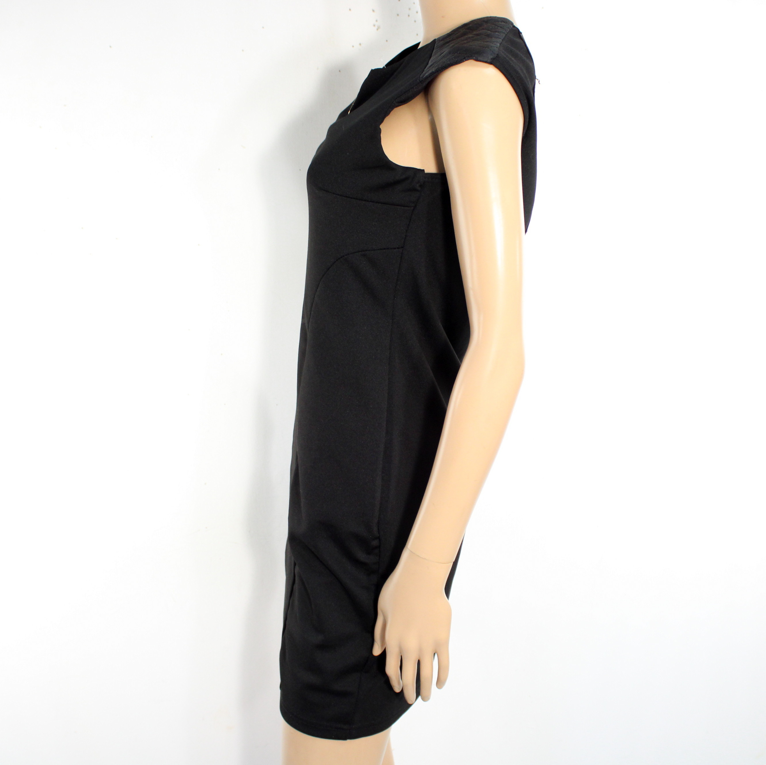 Voir photo 5 de Robe Soirée Noire Taille Estimée M Robe Soirée Noire Taille Estimée M Très bon état reconditionné photo 5