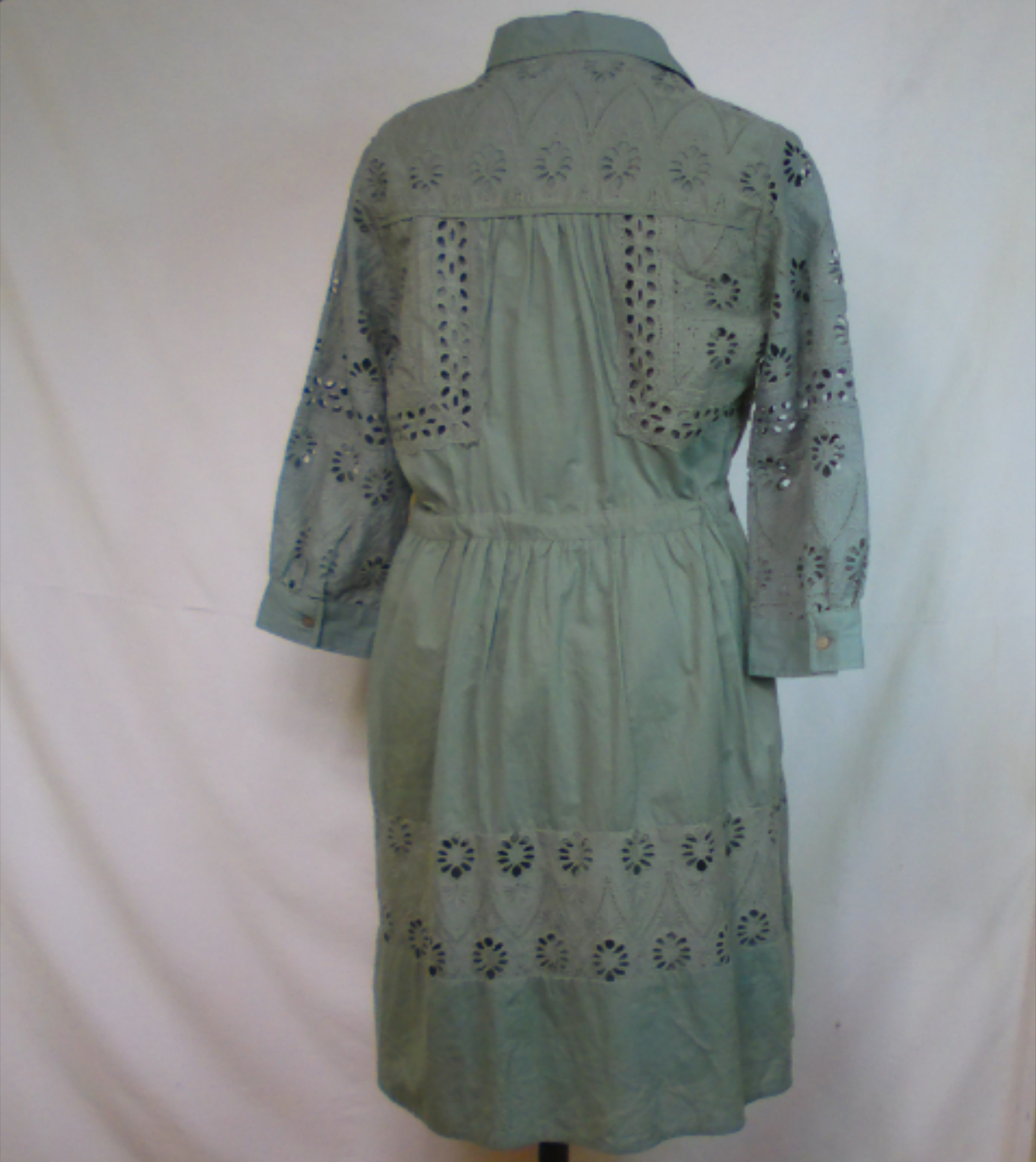 Voir photo 10 de Robe SUD EXPRESS, vert en dentelle, 100% coton, en très bon état, taille 38 - 40 estimée Robe SUD EXPRESS, vert en dentelle, 100% coton, en très bon état, taille 38 - 40 estimée reconditionné photo 10