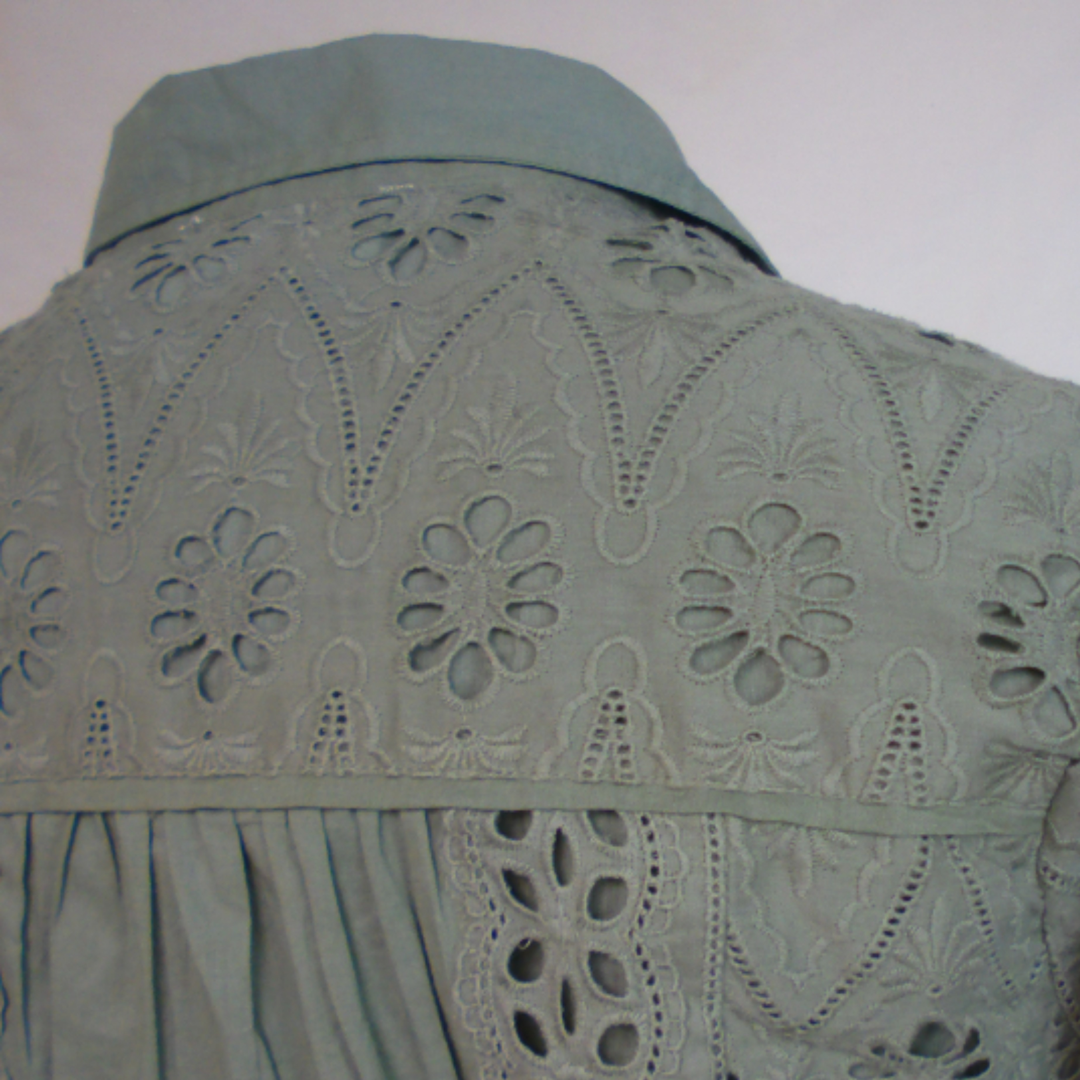 Voir photo 12 de Robe SUD EXPRESS, vert en dentelle, 100% coton, en très bon état, taille 38 - 40 estimée Robe SUD EXPRESS, vert en dentelle, 100% coton, en très bon état, taille 38 - 40 estimée reconditionné photo 12