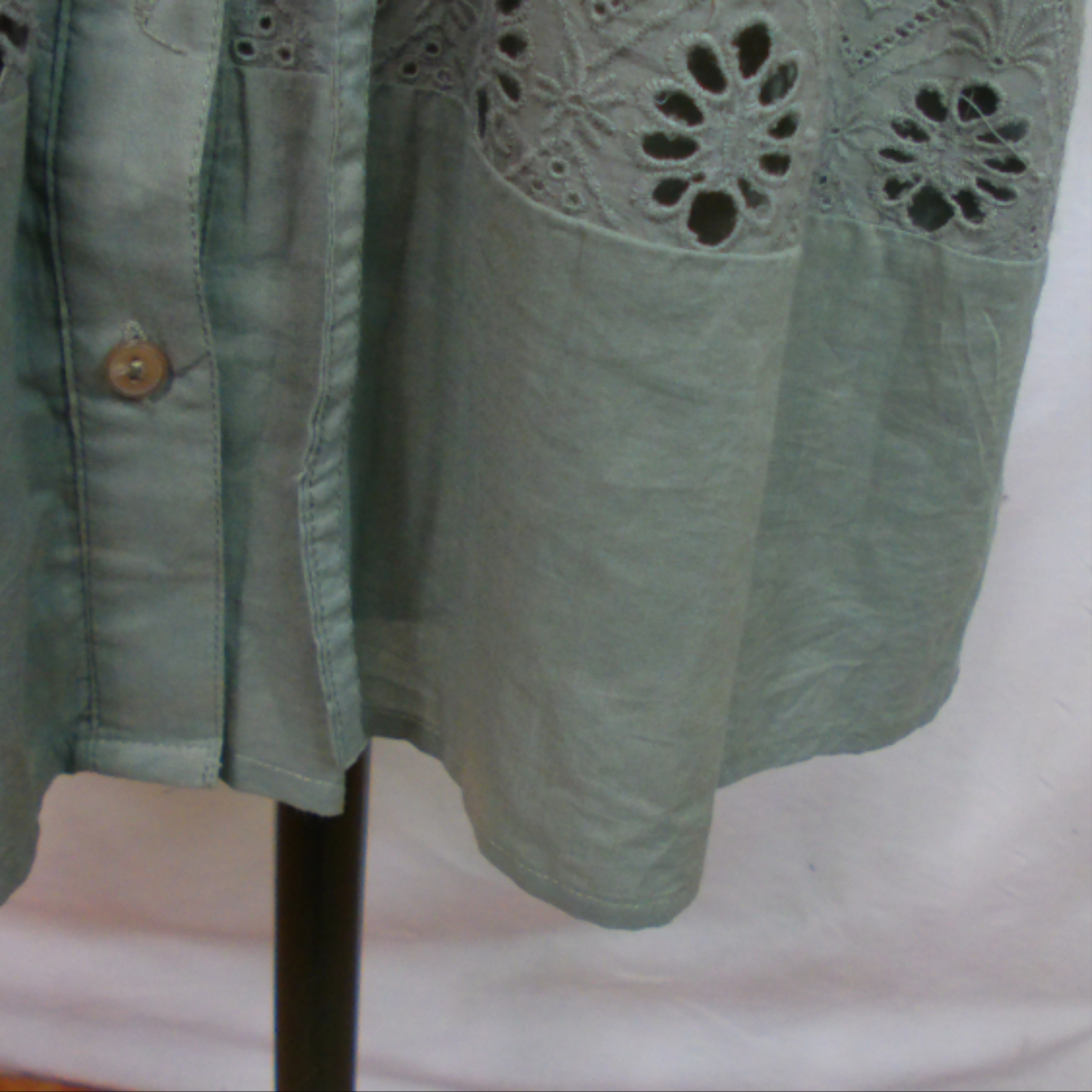 Voir photo 5 de Robe SUD EXPRESS, vert en dentelle, 100% coton, en très bon état, taille 38 - 40 estimée Robe SUD EXPRESS, vert en dentelle, 100% coton, en très bon état, taille 38 - 40 estimée reconditionné photo 5
