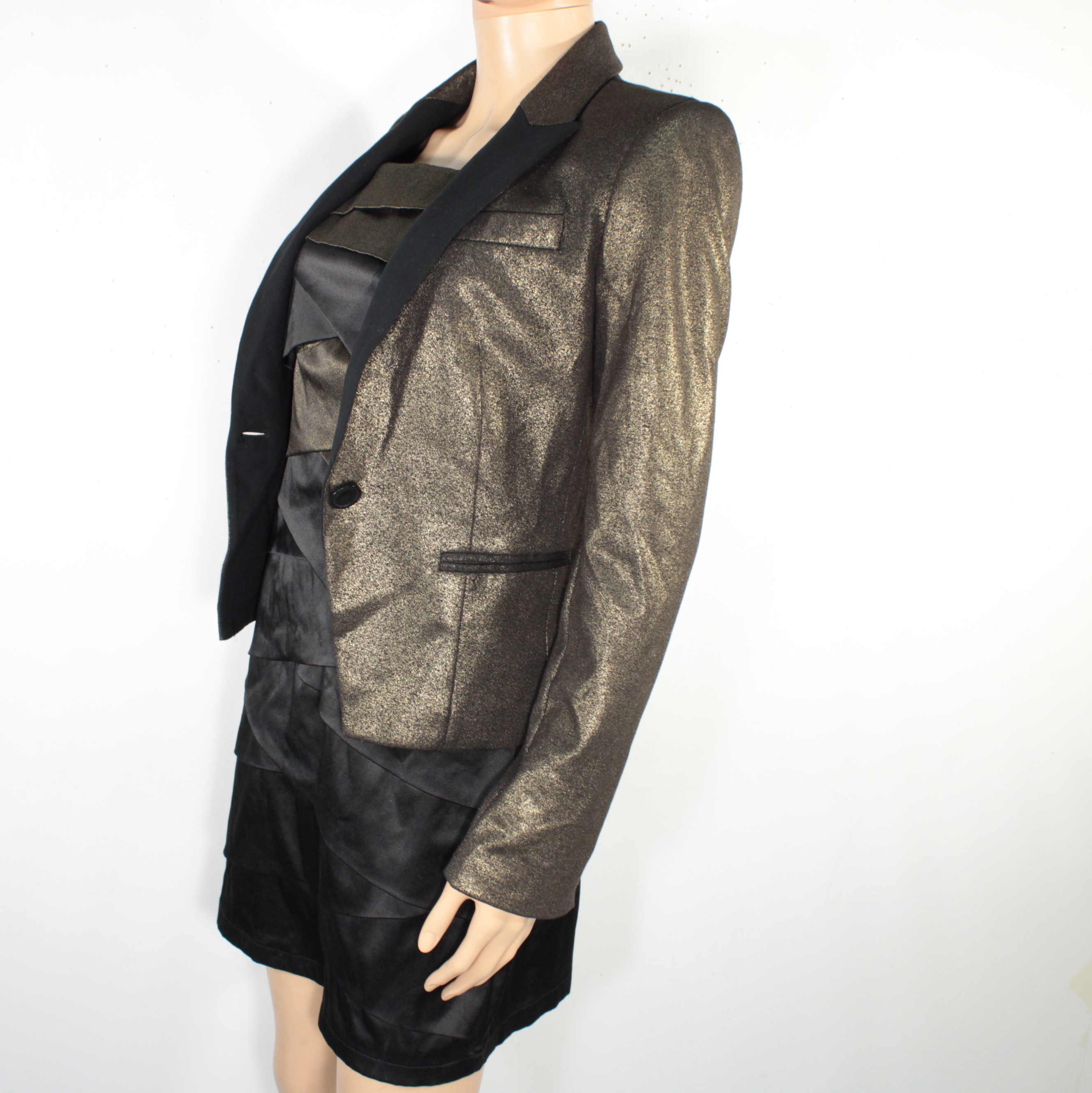 Voir photo 12 de Robe & Veste Soirée Noire & Dorée MANGO SUIT Taille M Robe & Veste Soirée Noire & Dorée MANGO SUIT Taille M Bon état reconditionné photo 12
