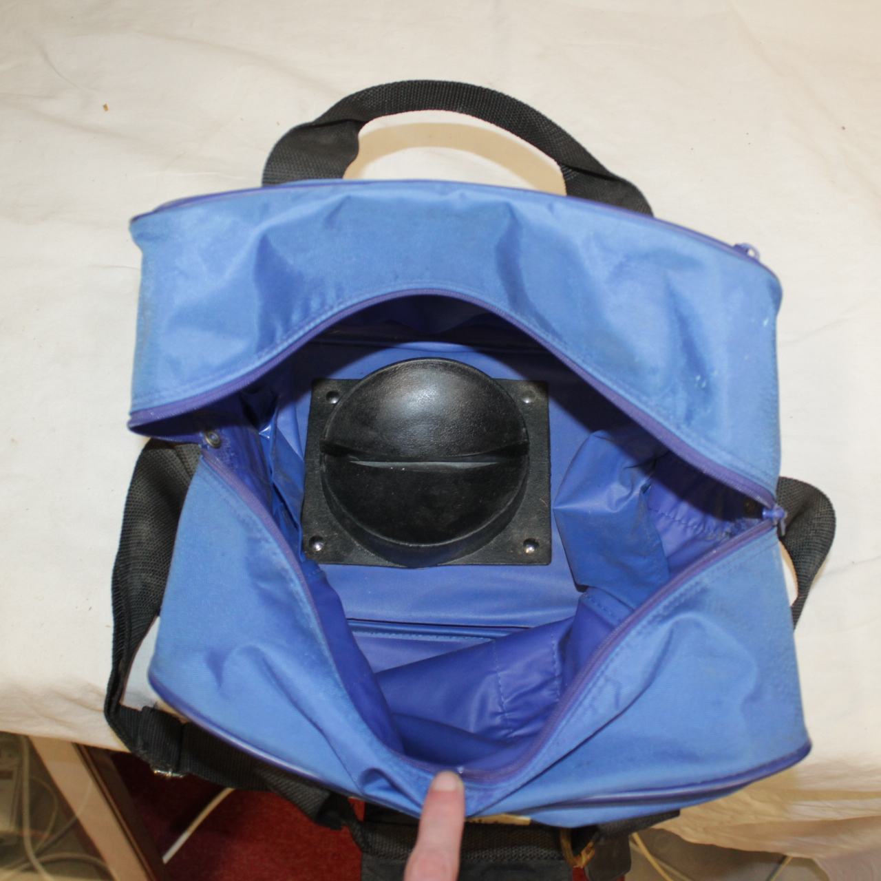 Voir photo 6 de Sac à bowling avec chaussure et boule - Valcke Sac à bowling avec chaussure et boule - Valcke État correct reconditionné photo 6