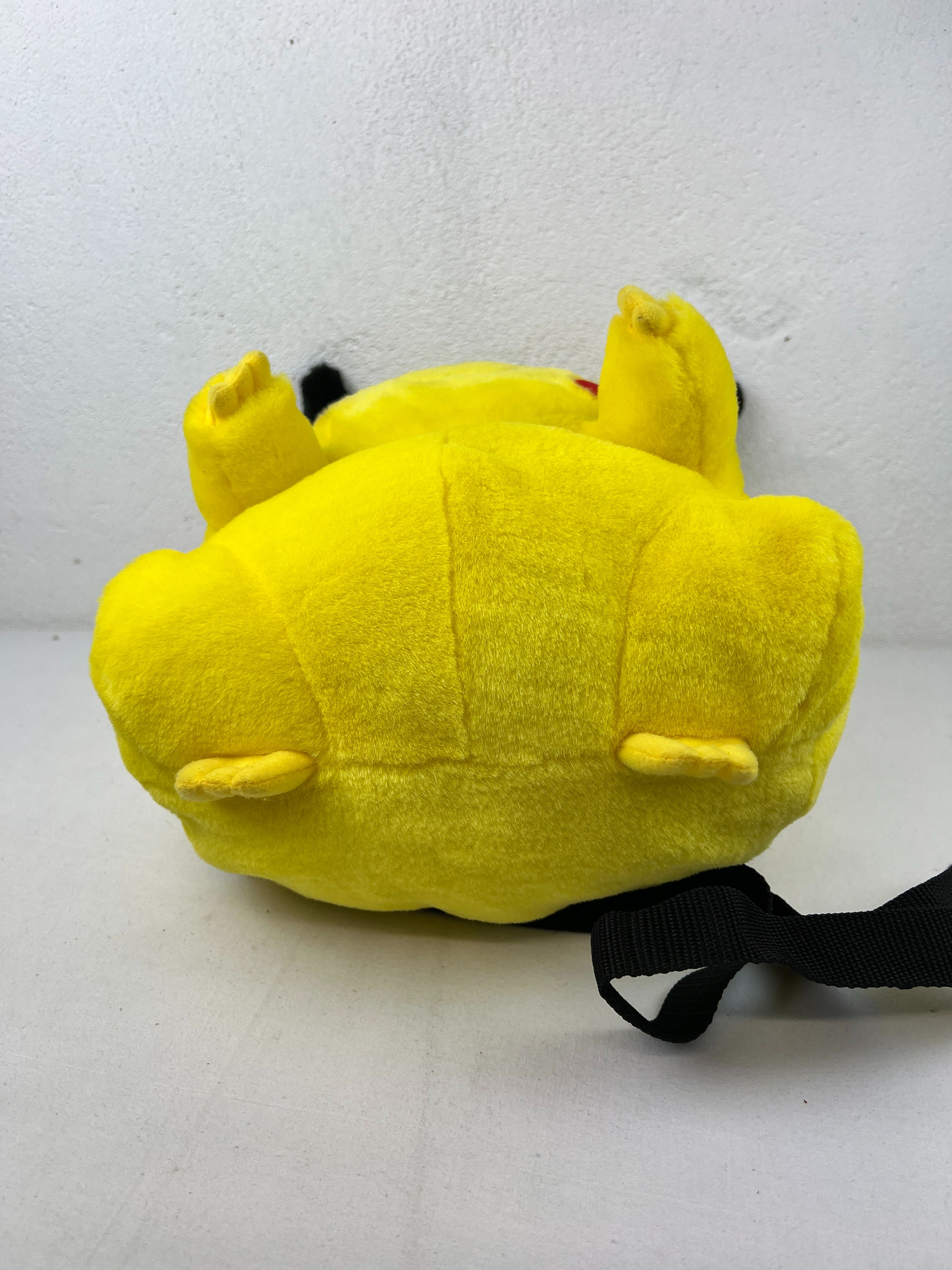 Voir photo 5 de Sac à dos Pikachu Tomy Sac à dos Pikachu Tomy Très bon état reconditionné photo 5