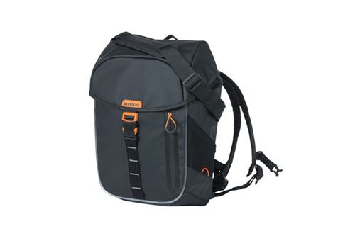 Sac à dos vélo Basil Miles Tarpaulin Nordlicht 17 L Noir et Orange État correct - 320,00 € Sac à dos vélo Basil Miles Tarpaulin Nordlicht 17 L Noir et Orange État correct N/A reconditionné disponible sur Fnac