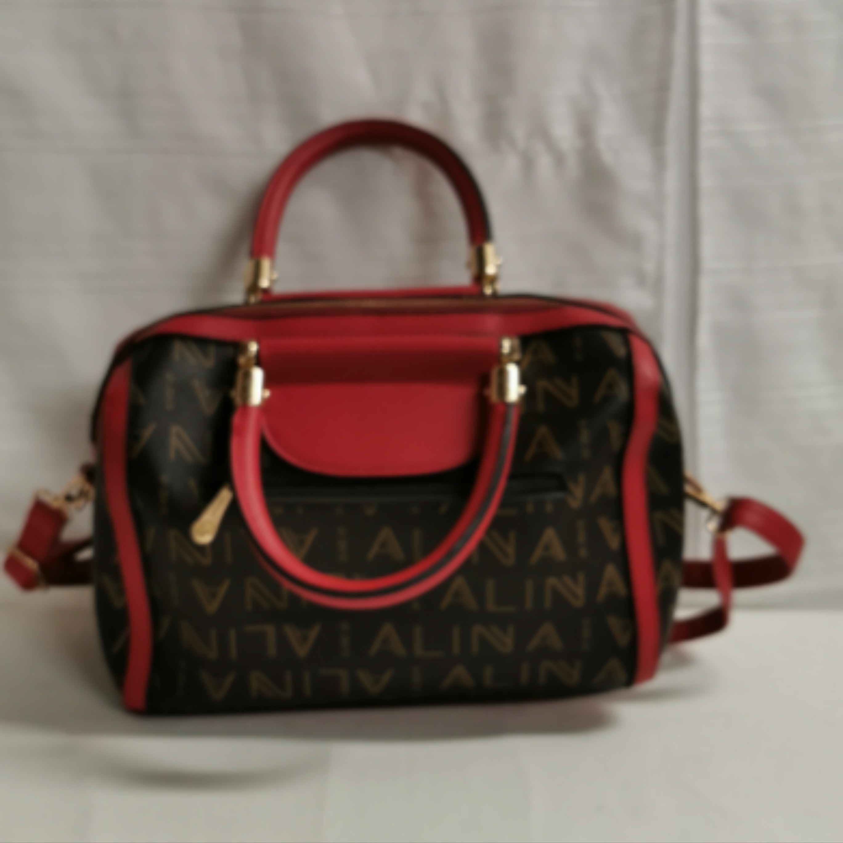 Voir photo 3 de Sac à main en bandoulière fourre tout de marque GALLANTRY PARIS Sac à main en bandoulière fourre tout de marque GALLANTRY PARIS Bon état reconditionné photo 3