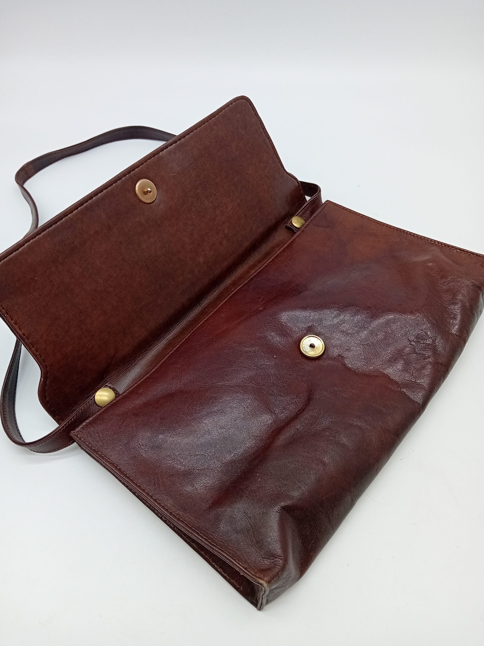 Voir photo 4 de Sac À Main En Cuir Marron Vintage (V3622) Sac À Main En Cuir Marron Vintage (V3622) reconditionné photo 4