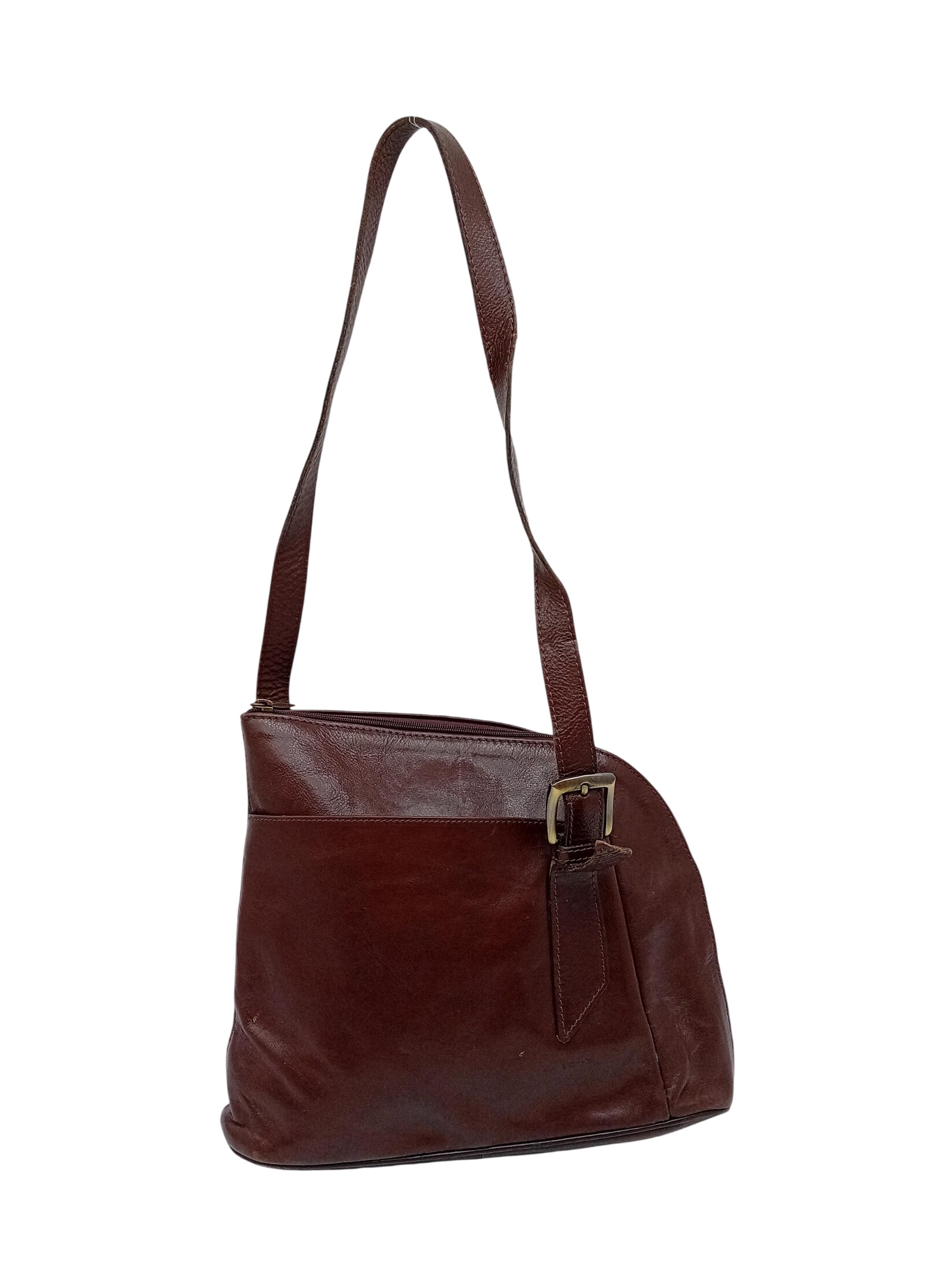 Sac À Main Kim & Chris En Cuir Bordeaux (V3623) Bon état - 10,00 € Sac À Main Kim & Chris En Cuir Bordeaux (V3623) Bon état reconditionné disponible sur Label Emmaüs