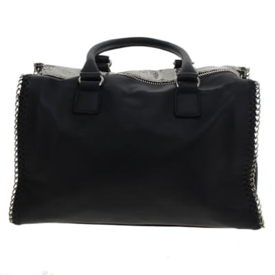 Voir photo 2 de Sac à main noir imprimé - femme - Kaporal - dimension 34 cm X 17 cm X 23 cm Sac à main noir imprimé - femme - Kaporal - dimension 34 cm X 17 cm X 23 cm Bon état reconditionné photo 2