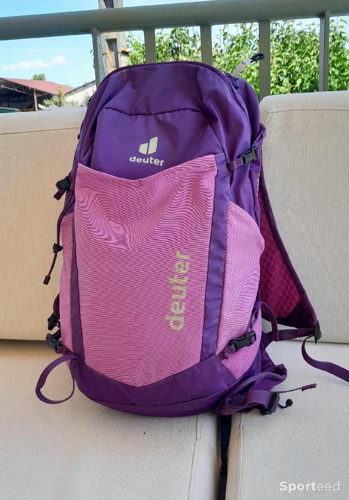 sac de randonnée femme deuter Speed lite pro 23 SL Très bon état reconditionné disponible sur Sporteed