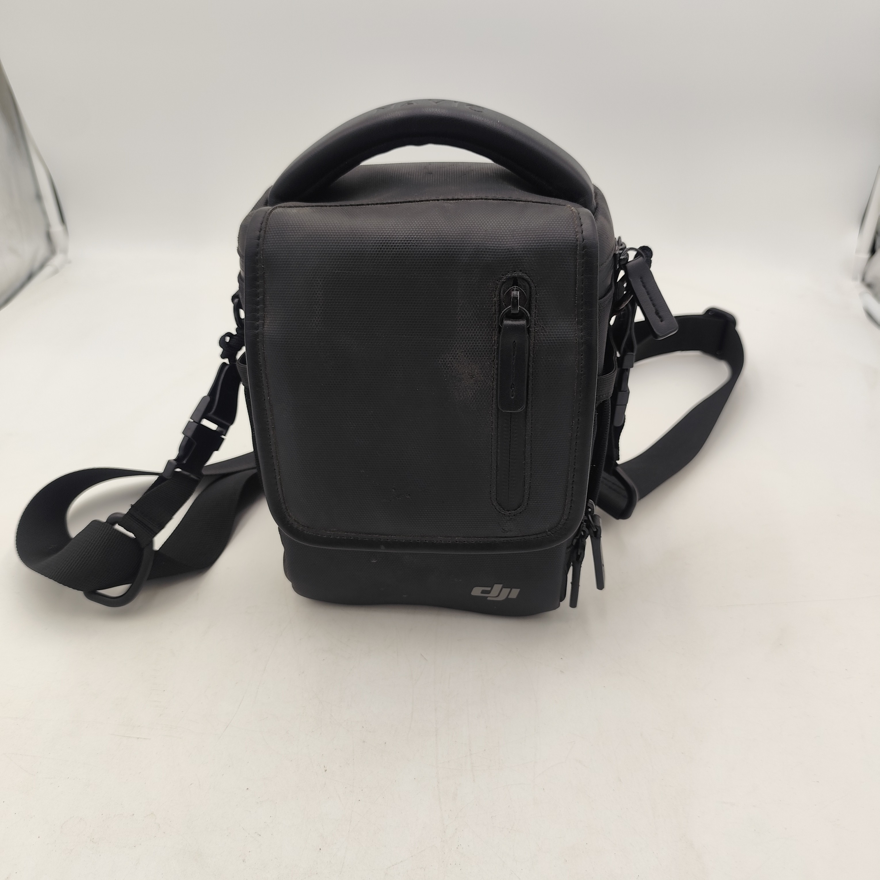 Voir photo 3 de Sac et pièces de rechange Drone DJI MAVIC GL200A Sac et pièces de rechange Drone DJI MAVIC GL200A Très bon état reconditionné photo 3