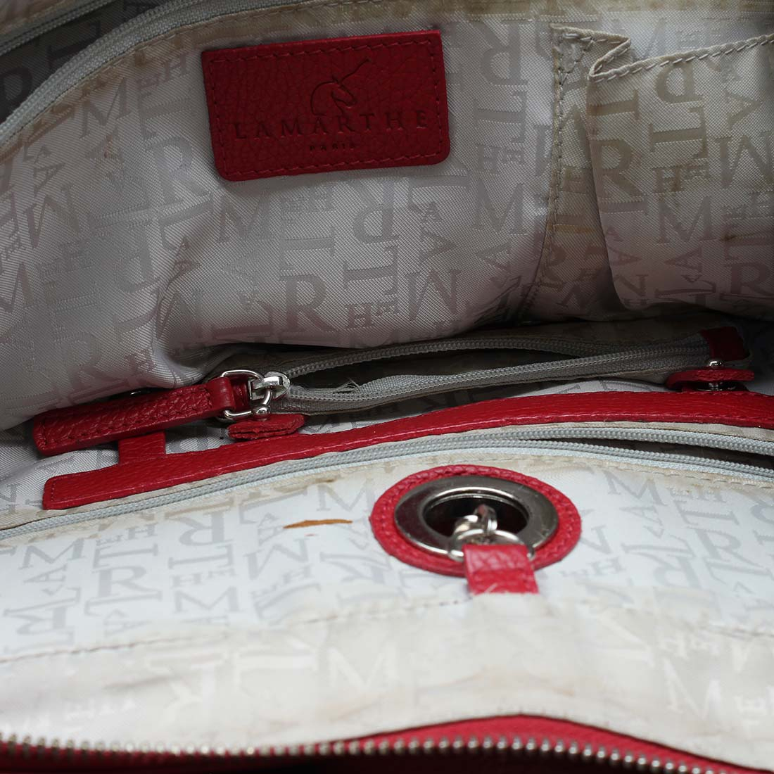 Voir photo 6 de Sac Lamarthe pour ordinateur femme cuir rouge Sac Lamarthe pour ordinateur femme cuir rouge Bon état reconditionné photo 6