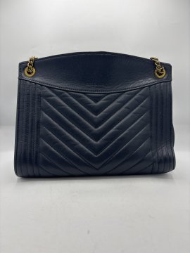 Sac NAT & NIN marine de seconde main Très bon état - 65,00 € Sac NAT & NIN marine de seconde main Très bon état N/A reconditionné disponible sur Claquettes Market