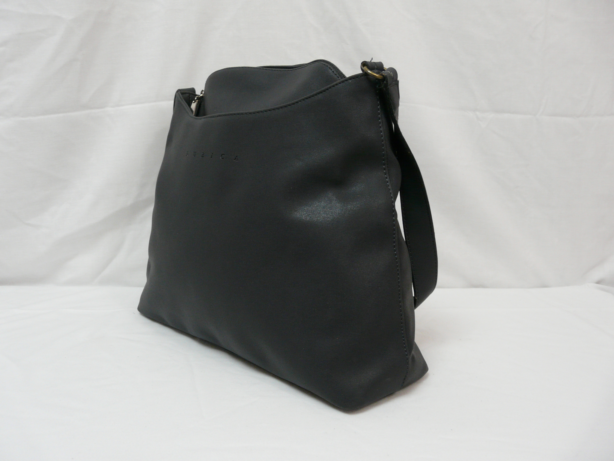 Voir photo 3 de Sac porté épaule - Rubica Sac porté épaule - Rubica Bon état reconditionné photo 3
