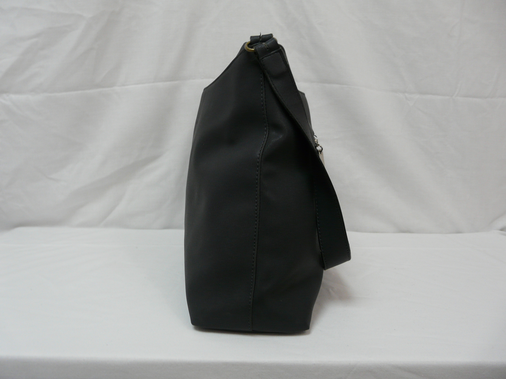 Voir photo 4 de Sac porté épaule - Rubica Sac porté épaule - Rubica Bon état reconditionné photo 4