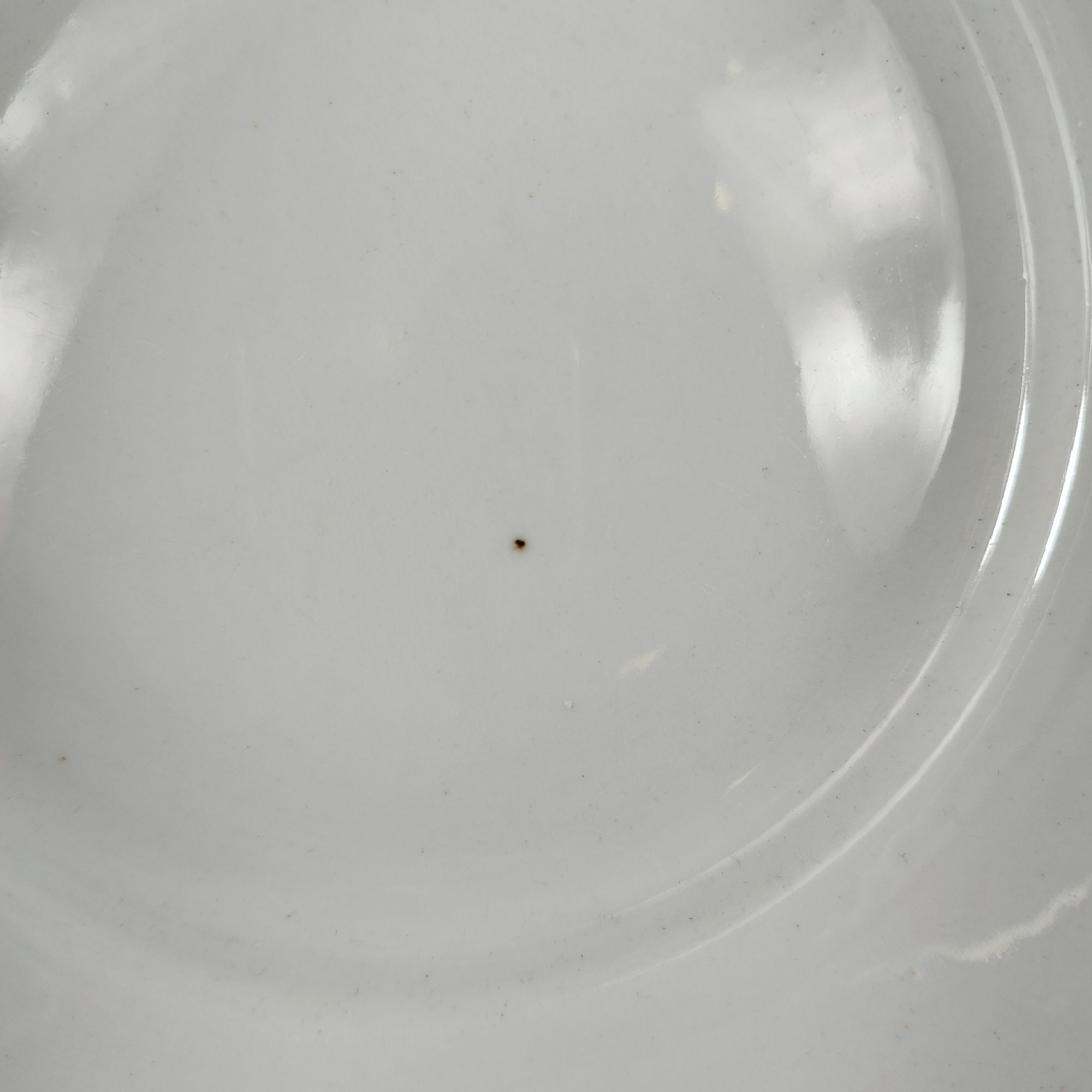 Voir photo 7 de Saladier en porcelaine de Vitriam Saladier en porcelaine de Vitriam Bon état reconditionné photo 7