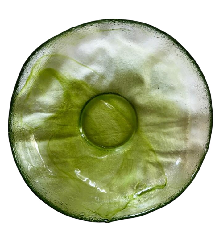 Acheter Saladier en verre. Couleur verte. Très bon état - 10,00 € Saladier en verre. Couleur verte. Très bon état reconditionné disponible sur Label Emmaüs