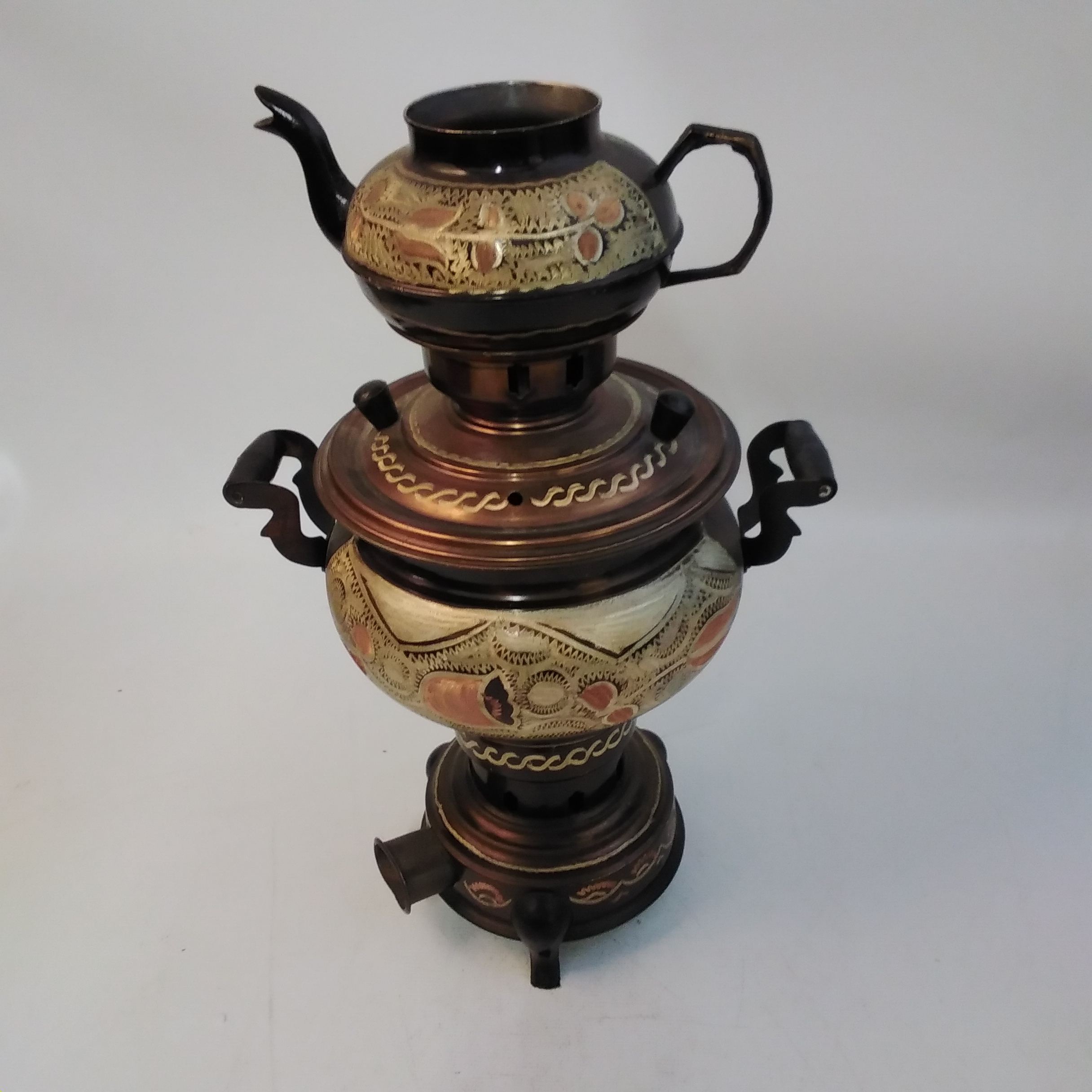 Voir photo 2 de Samovar turque en cuivre Samovar turque en cuivre État correct reconditionné photo 2