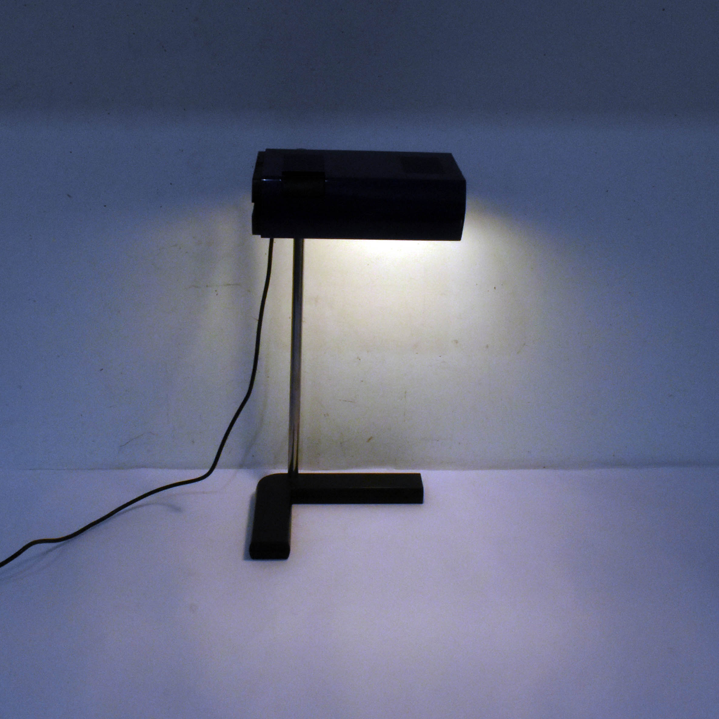 Voir photo 2 de Samp™ Collection Manade® by JR Talopp - Lampe de Bureau Contemporaine Samp™ Collection Manade® by JR Talopp - Lampe de Bureau Contemporaine Bon état reconditionné photo 2