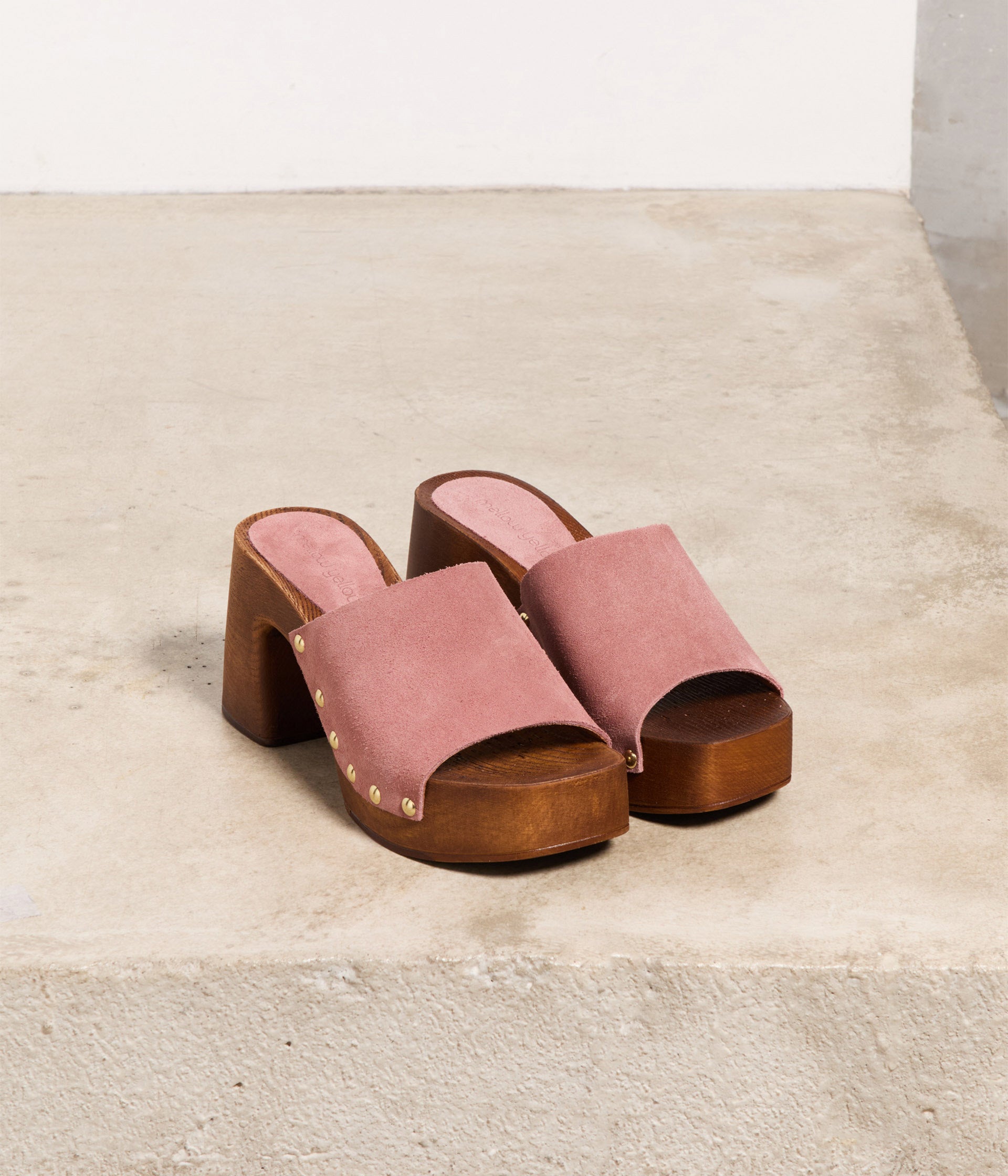 SANDALE À TALON TEXAS VIEUX ROSE Seconde chance - 44,00 € SANDALE À TALON TEXAS VIEUX ROSE Seconde chance reconditionné disponible sur Claquettes Market