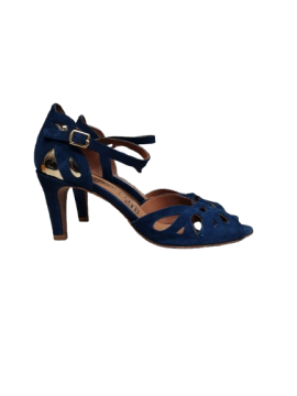 Sandale bleu roi et or - EVALINDA T38 de seconde main Très bon état - 25,00 € Sandale bleu roi et or - EVALINDA T38 de seconde main Très bon état N/A reconditionné disponible sur Claquettes Market