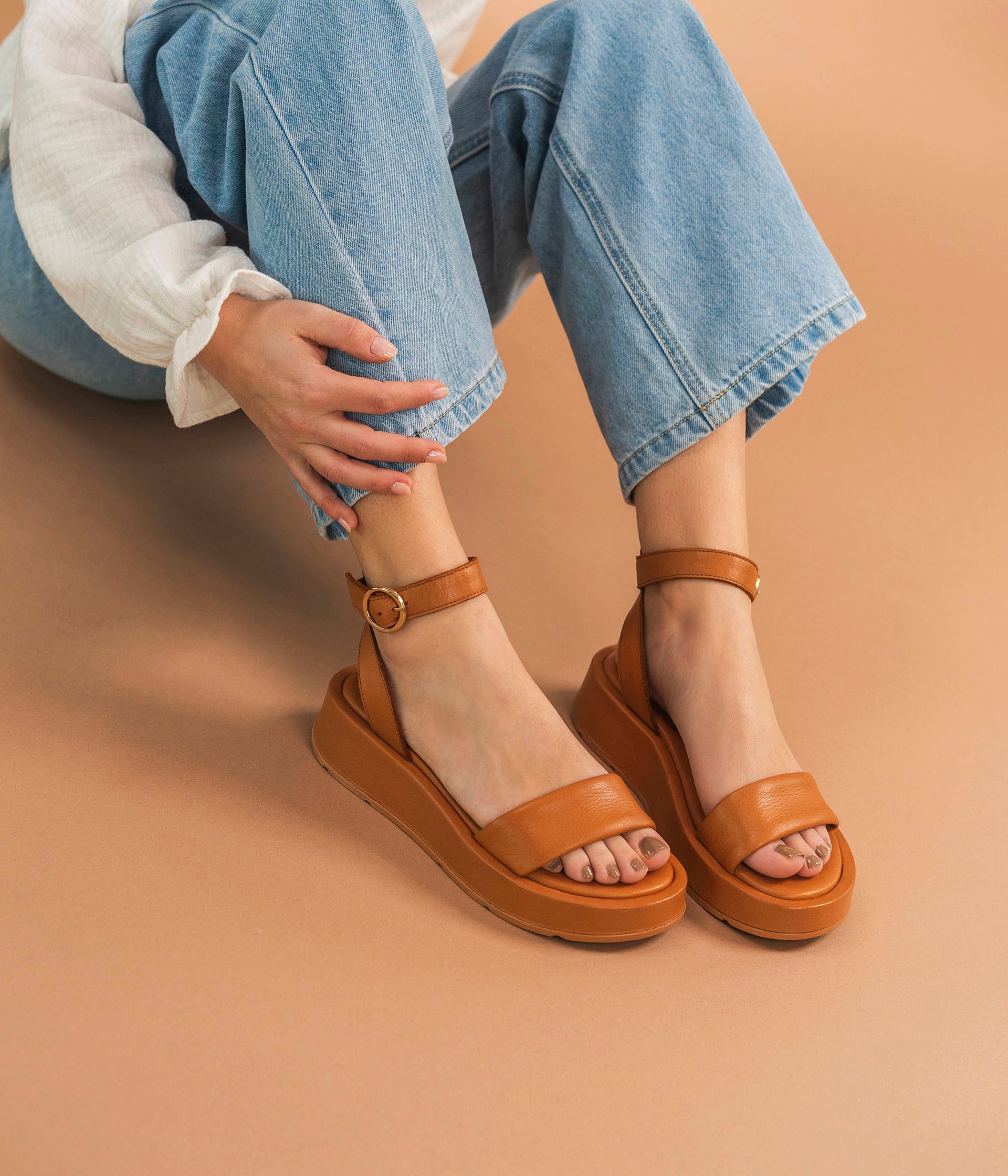 SANDALE GANDHI CAMEL Très bon état Bocage reconditionné disponible sur Claquettes Market