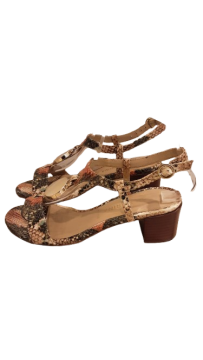 Sandales à talons de seconde de main de la marque San Marina - 36,00 € Sandales à talons de seconde de main de la marque San Marina San Marina reconditionné disponible sur Claquettes Market