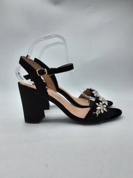 Sandales à talons PRIMADONNA noires de seconde main - 35,00 € Sandales à talons PRIMADONNA noires de seconde main reconditionné disponible sur Claquettes Market