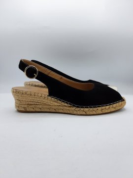 Sandales compensées BOCAGE noires de seconde main Parfait état - 40,00 € Sandales compensées BOCAGE noires de seconde main Parfait état Bocage reconditionné disponible sur Claquettes Market