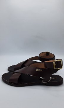 Acheter Sandales Les tropeziennes marron de seconde main Parfait état - 50,00 € Sandales Les tropeziennes marron de seconde main Parfait état Les Tropéziennes reconditionné disponible sur Claquettes Market