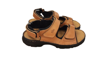 Sandales TBS homme de seconde main Parfait état - 15,00 € Sandales TBS homme de seconde main Parfait état TBS (TBS) reconditionné disponible sur Claquettes Market