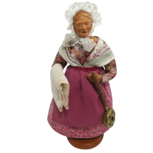 Acheter Santon de Provence "femme de chambre" signé Troin Guis Bon état - 11,00 € Santon de Provence "femme de chambre" signé Troin Guis Bon état reconditionné disponible sur Label Emmaüs