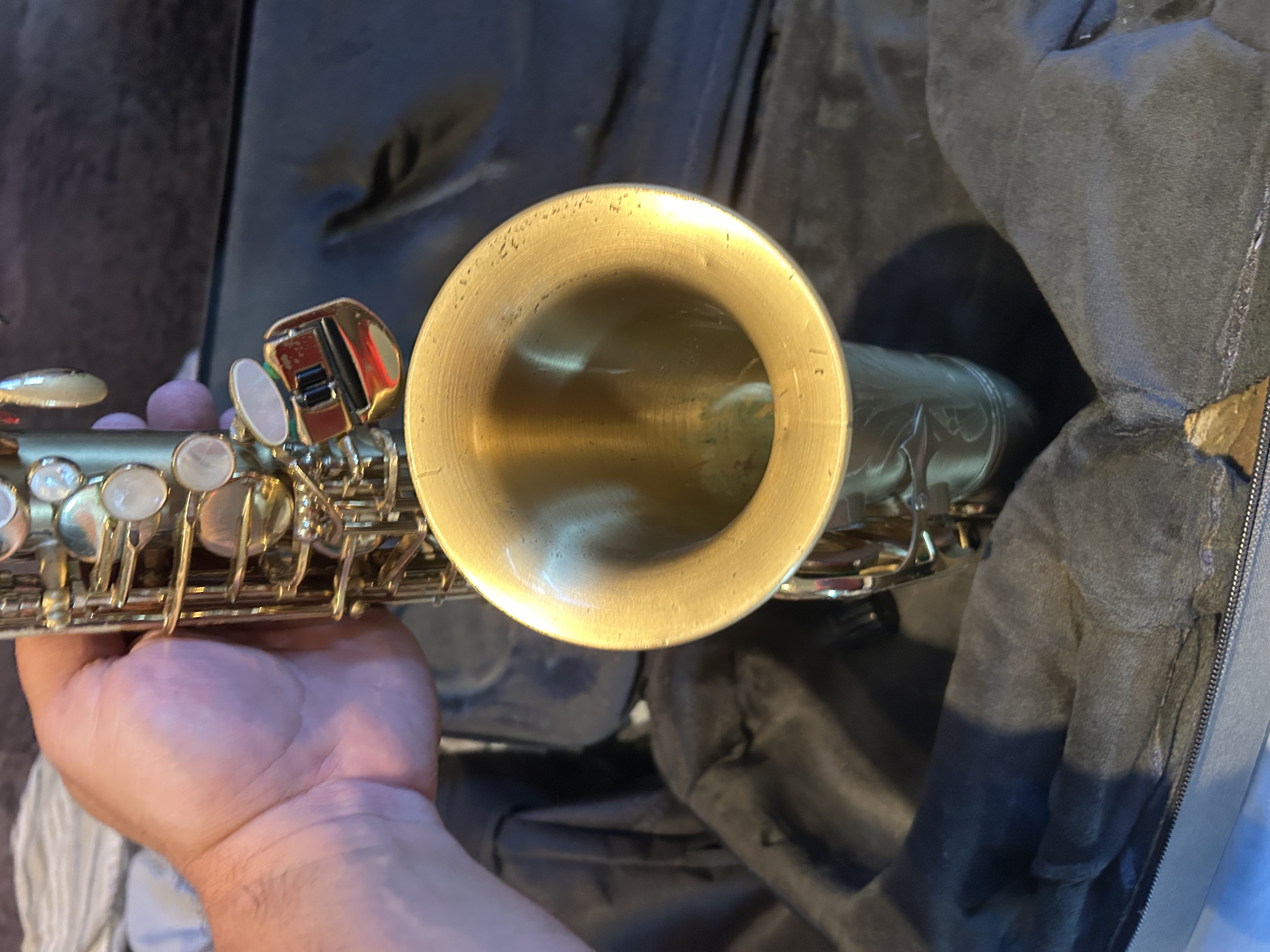 Saxophone alto Mib Selmer Série 3 Bon état - 3500,00 € Saxophone alto Mib Selmer Série 3 Bon état reconditionné disponible sur Zic Ethic