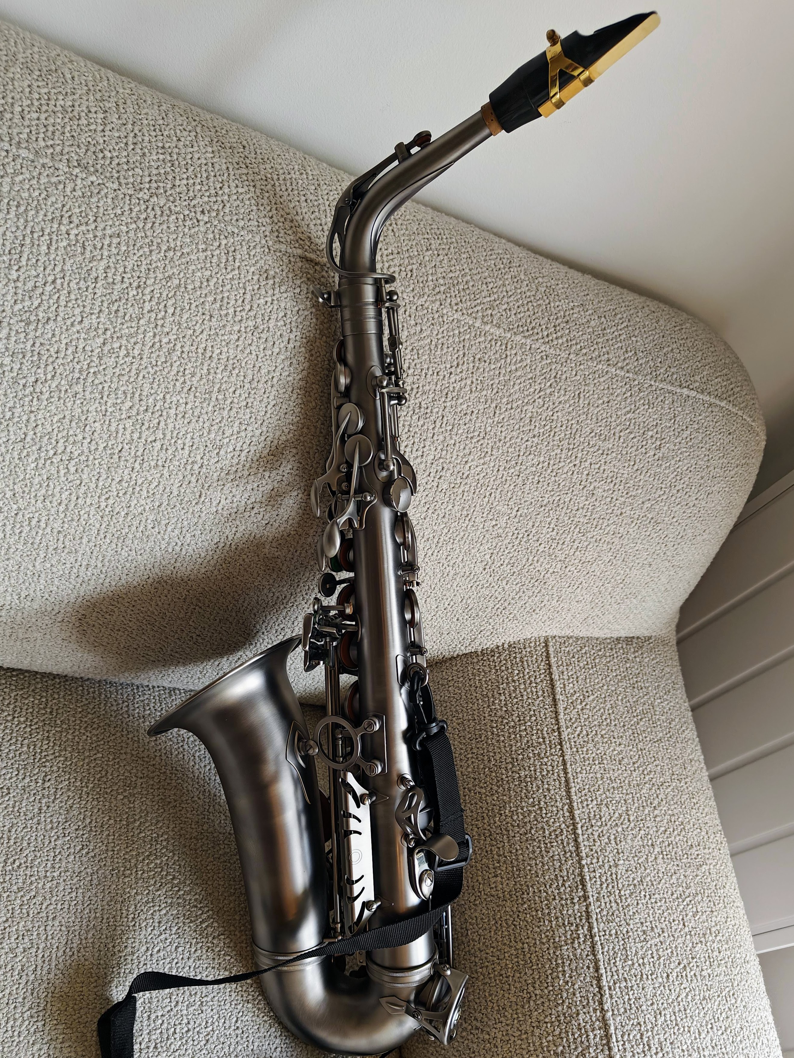 Saxophone Alto Thomann ALBGS Custom Line Très bon état - 1400,00 € Saxophone Alto Thomann ALBGS Custom Line Très bon état reconditionné disponible sur Zic Ethic