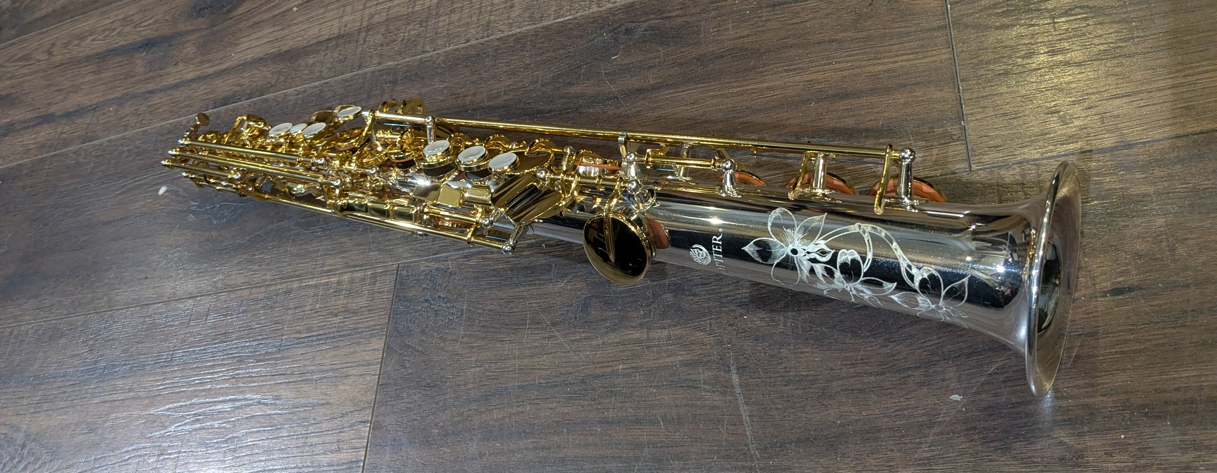 Saxophone soprano Jupiter JSS-1100SGQ Très bon état - 2150,00 € Saxophone soprano Jupiter JSS-1100SGQ Très bon état reconditionné disponible sur Zic Ethic