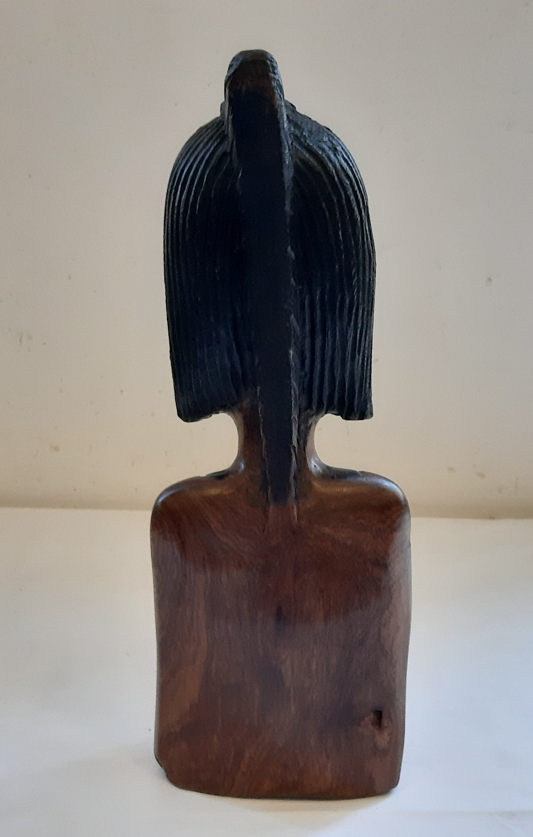 Voir photo 3 de Sculpture buste de femme seins nus en bois brut, ébène, art Africain Sculpture buste de femme seins nus en bois brut, ébène, art Africain Très bon état reconditionné photo 3