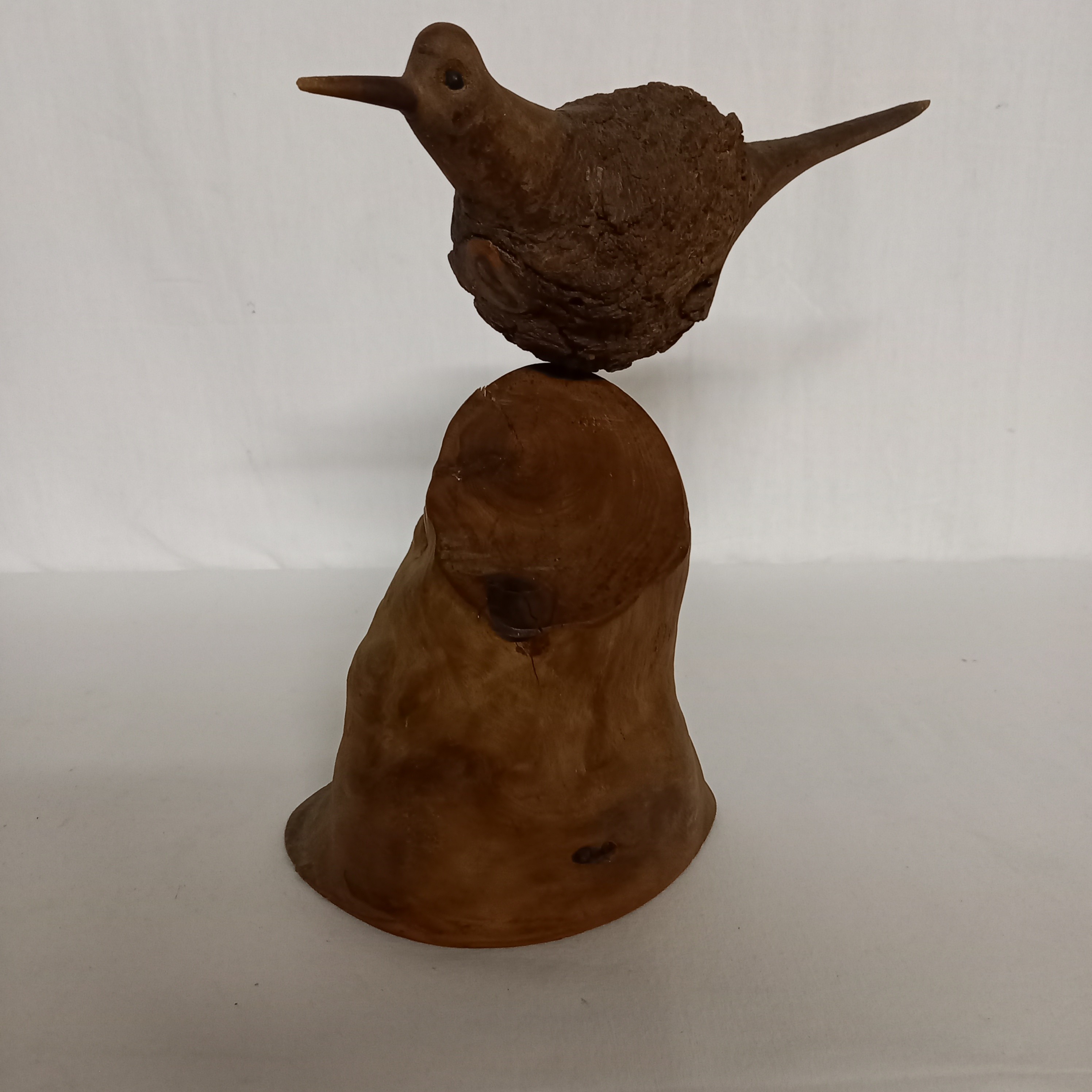 Voir photo 2 de Sculpture d oiseau en bois sculpté à la main Sculpture d oiseau en bois sculpté à la main Bon état reconditionné photo 2