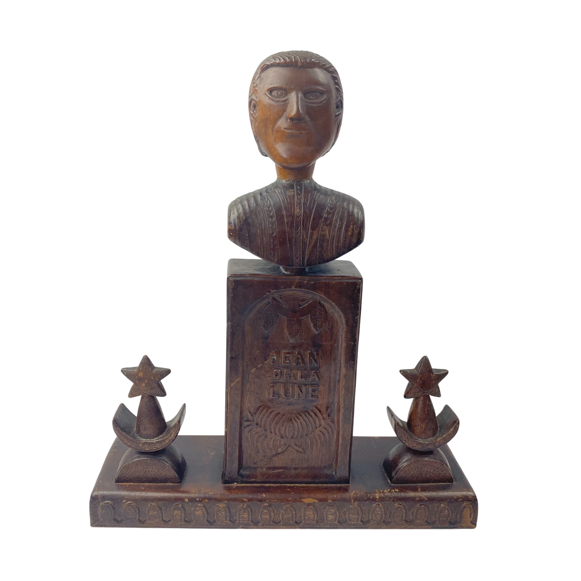Sculpture de bois Très bon état - 36,00 € Sculpture de bois Très bon état reconditionné disponible sur Label Emmaüs