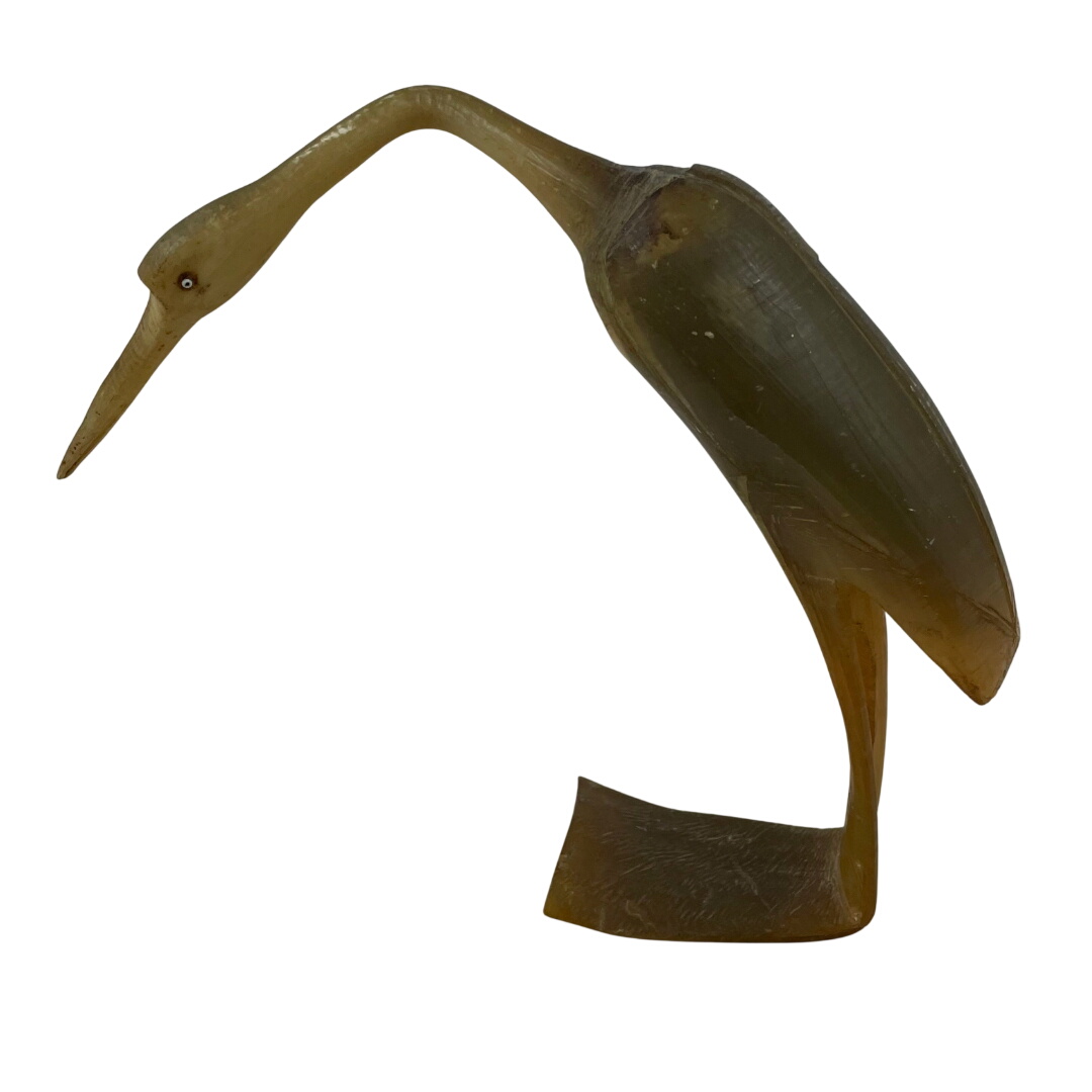 Acheter Sculpture de Héron Vintage en Corne Sculptée Très bon état - 25,00 € Sculpture de Héron Vintage en Corne Sculptée Très bon état reconditionné disponible sur Label Emmaüs
