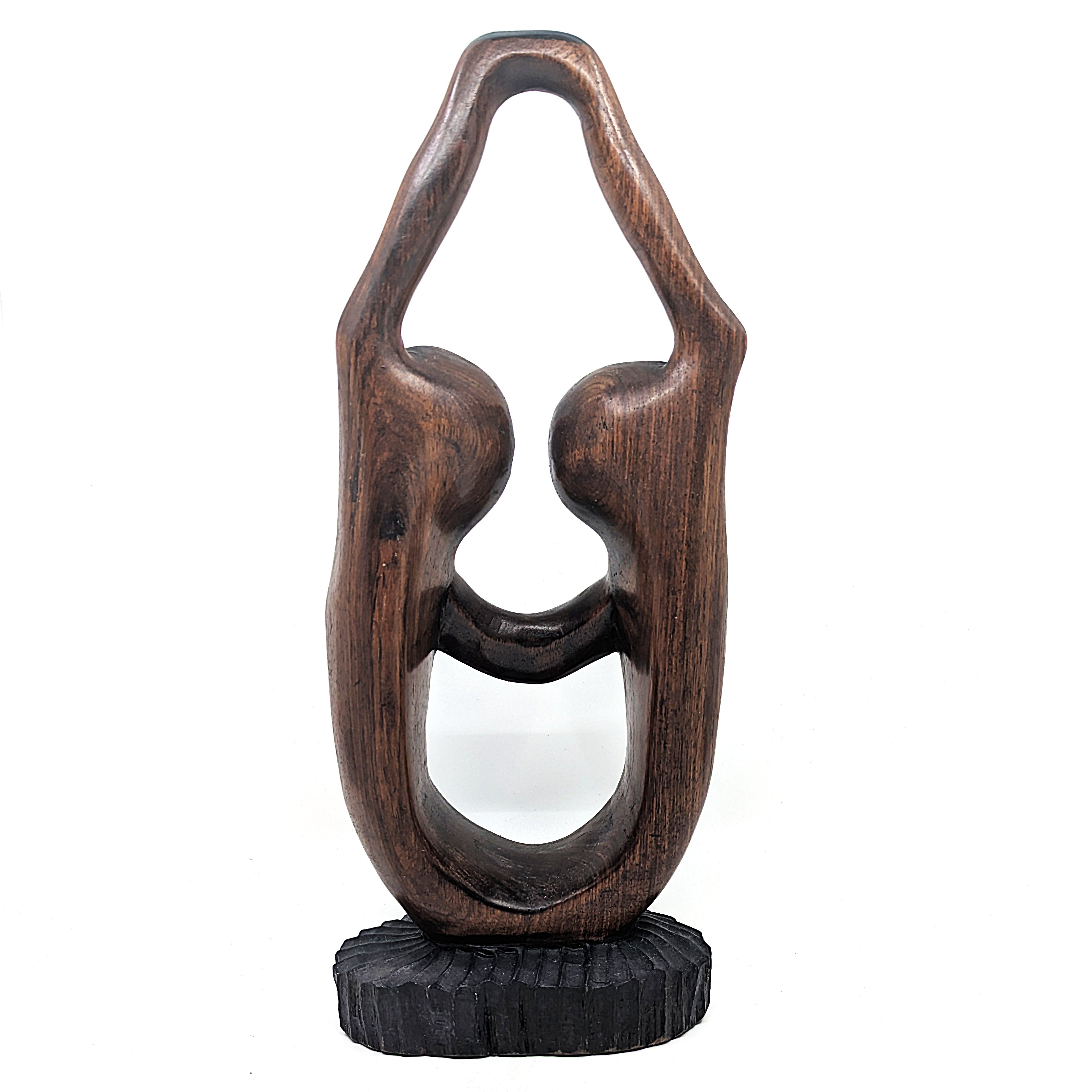 Voir photo 3 de Sculpture en bois représentant deux silhouettes enlacées Vintage Sculpture en bois représentant deux silhouettes enlacées Vintage Très bon état reconditionné photo 3