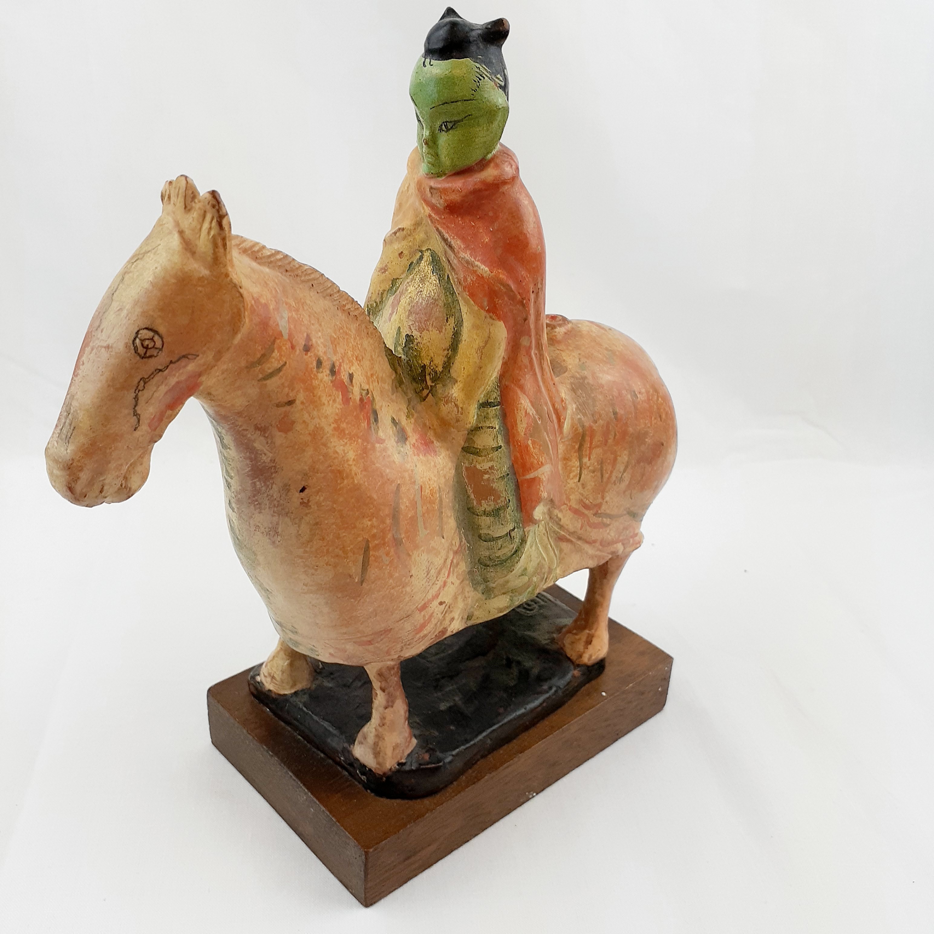 Voir photo 10 de Sculpture en terre cuite polychrome - Cavalier Tang Sculpture en terre cuite polychrome - Cavalier Tang Parfait état reconditionné photo 10