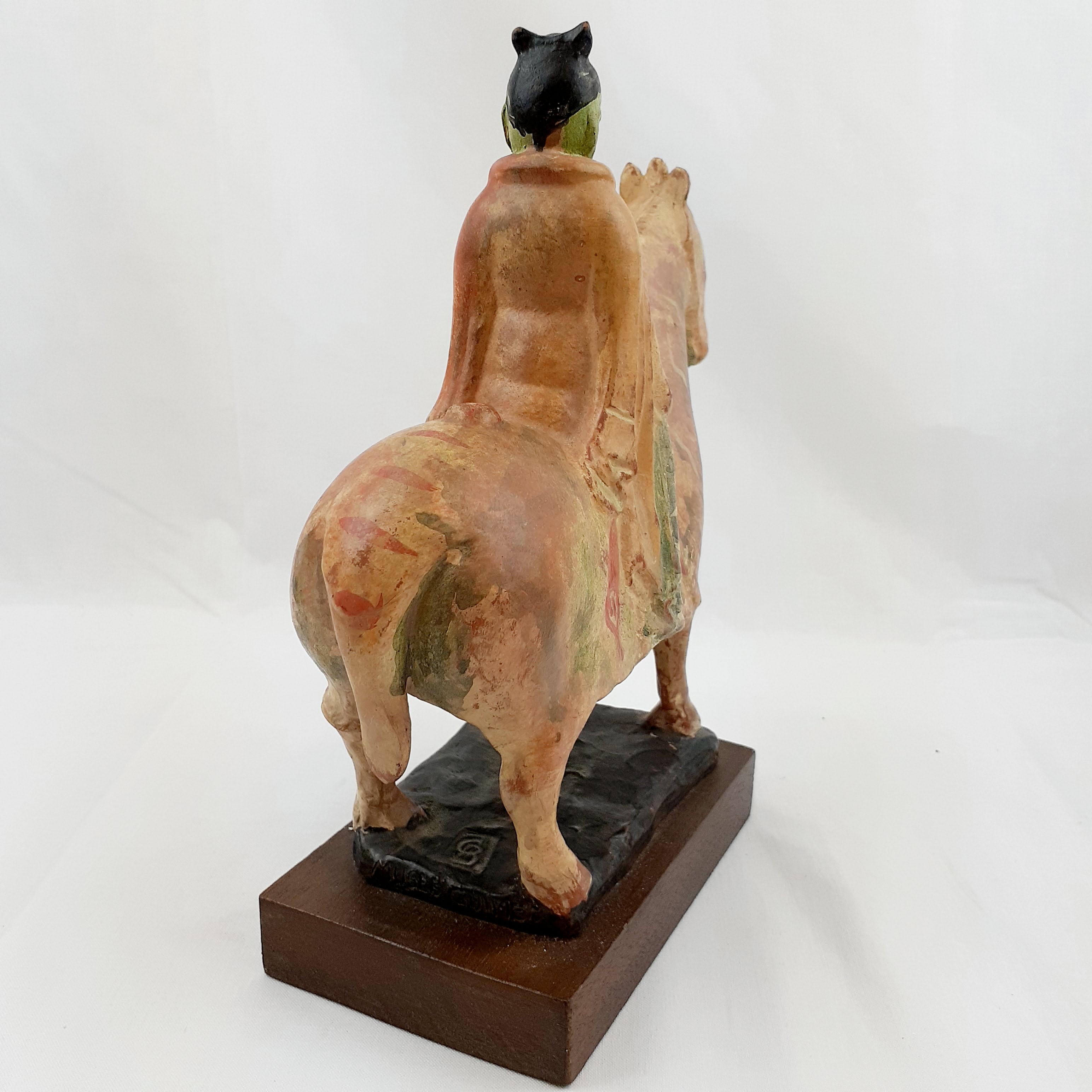 Voir photo 12 de Sculpture en terre cuite polychrome - Cavalier Tang Sculpture en terre cuite polychrome - Cavalier Tang Parfait état reconditionné photo 12