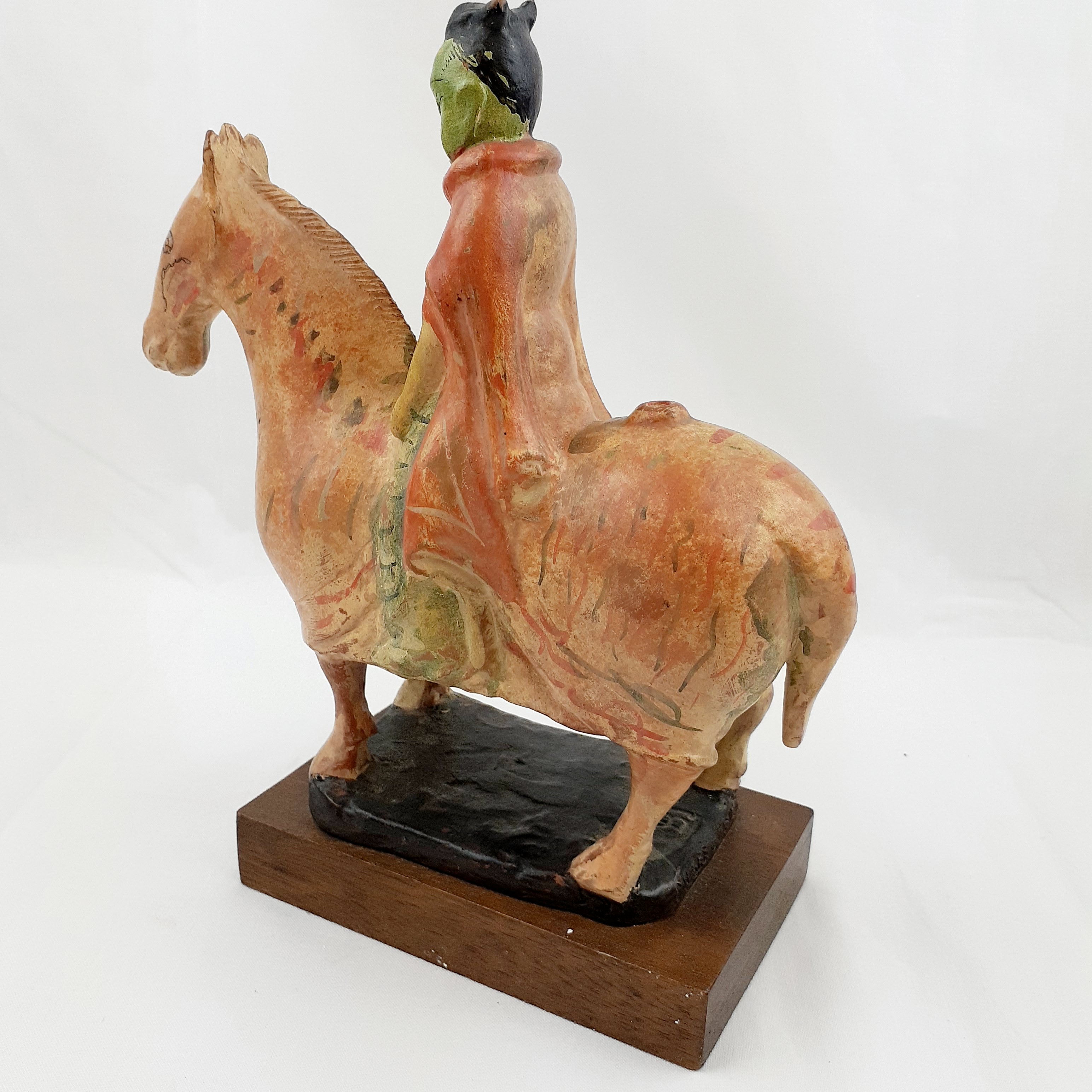 Voir photo 3 de Sculpture en terre cuite polychrome - Cavalier Tang Sculpture en terre cuite polychrome - Cavalier Tang Parfait état reconditionné photo 3