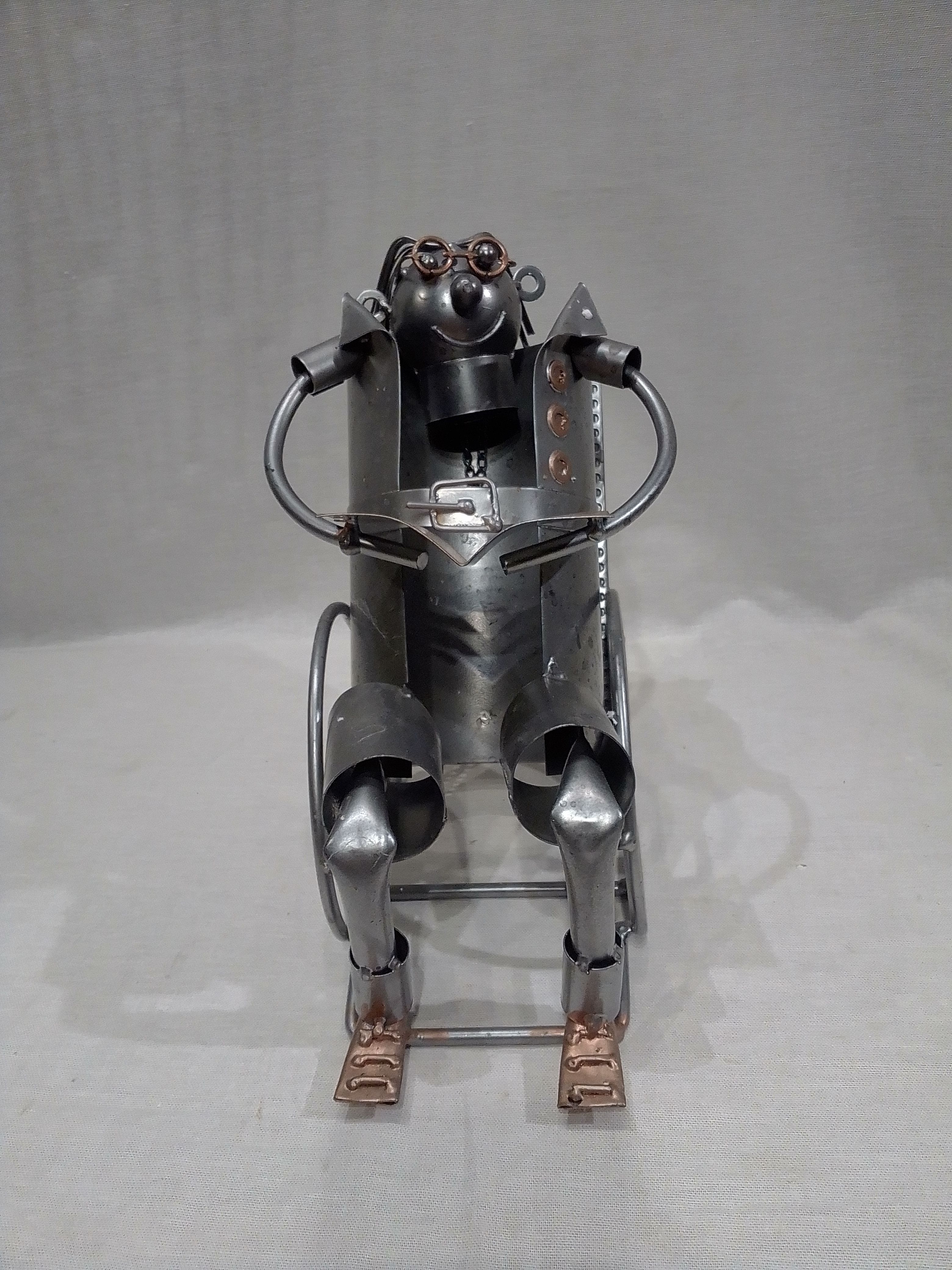 sculpture mini robot - 14,00 € sculpture mini robot reconditionné disponible sur Label Emmaüs