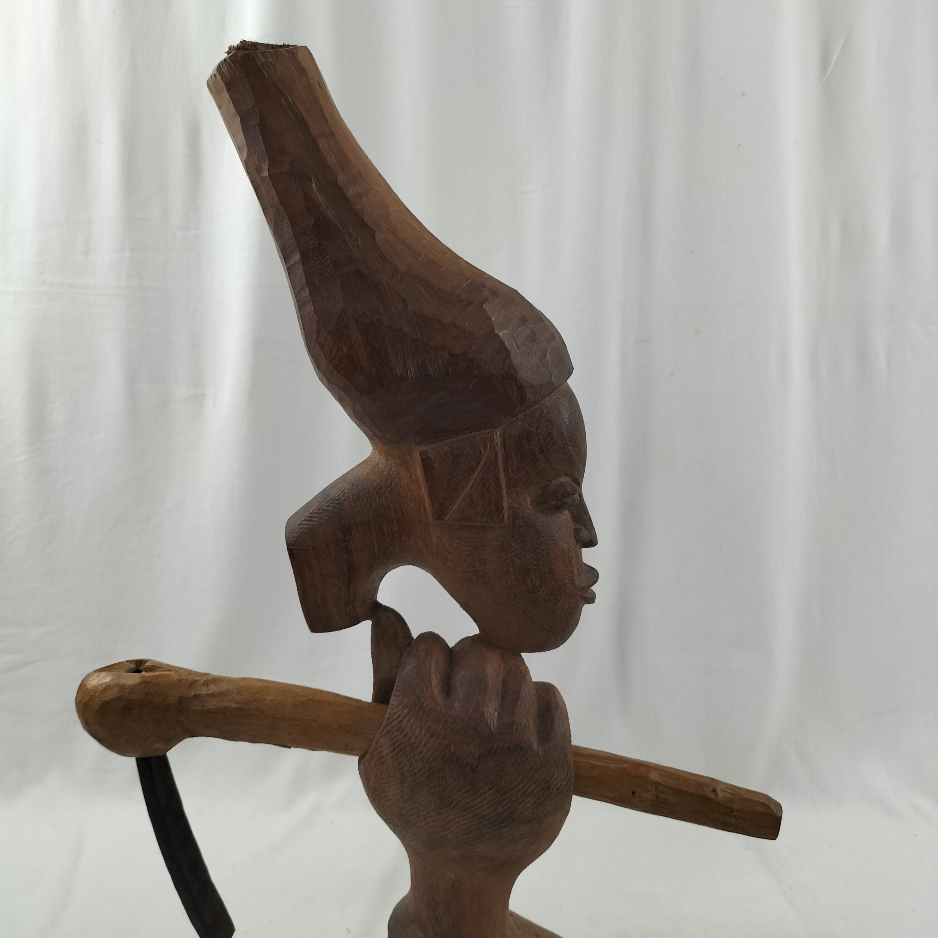 Voir photo 8 de Sculpture vintage en bois agriculteur africain Sculpture vintage en bois agriculteur africain Bon état reconditionné photo 8