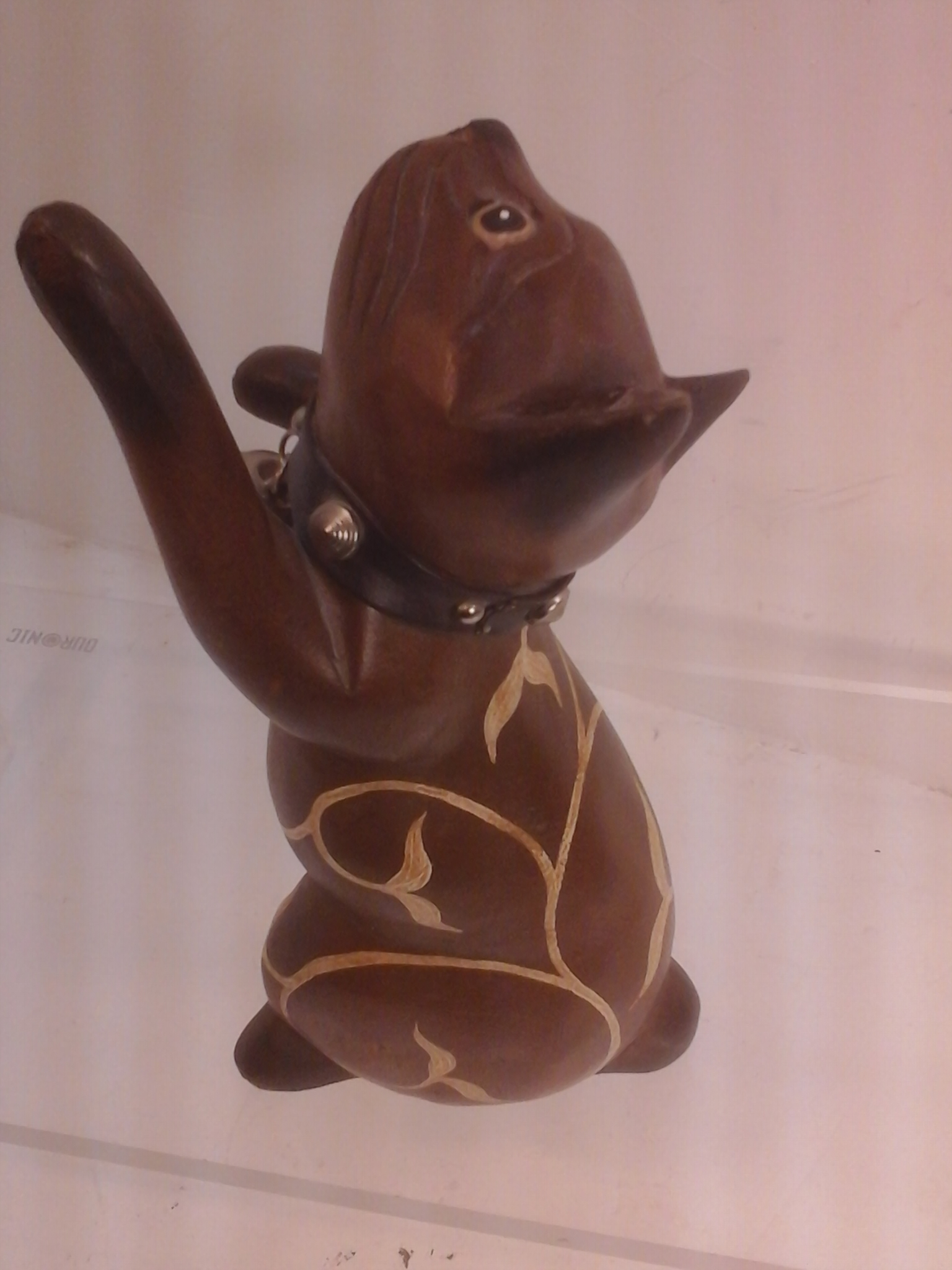 Voir photo 2 de Sculpture vintage en bois sculpté chat Sculpture vintage en bois sculpté chat reconditionné photo 2