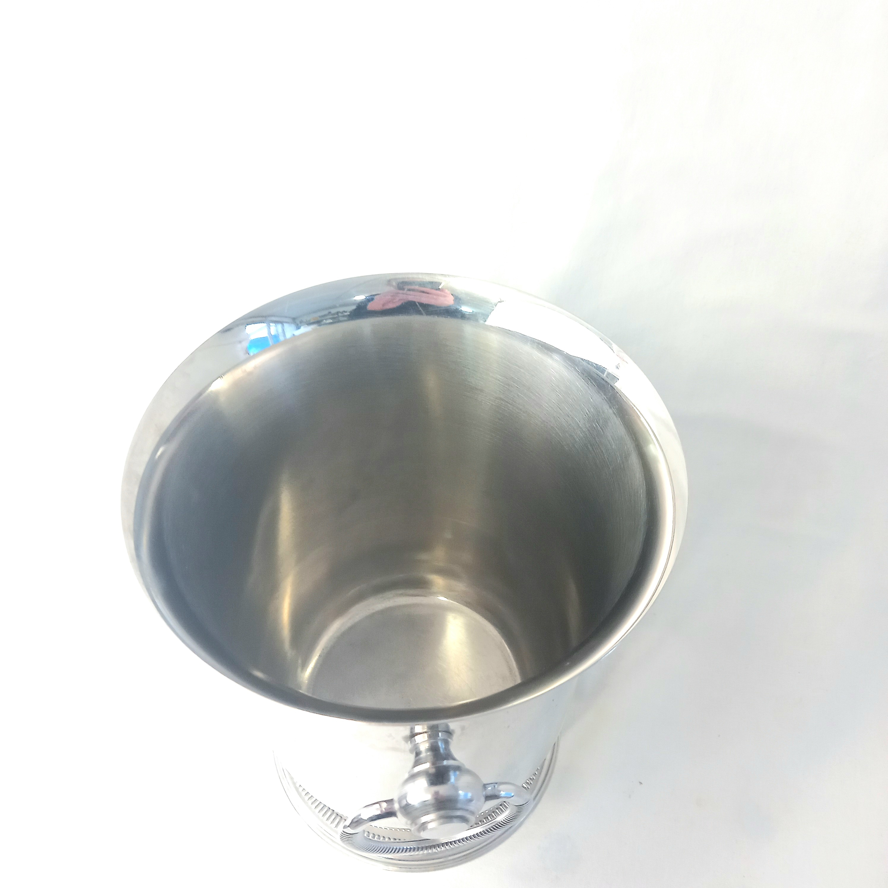 Voir photo 4 de Seau à champagne en inox Seau à champagne en inox Bon état reconditionné photo 4
