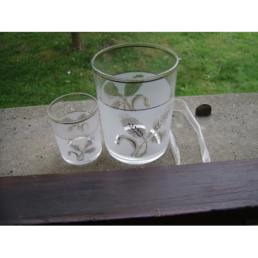 Seau À Glaçon + 6 Verres Bon état reconditionné disponible sur Rakuten